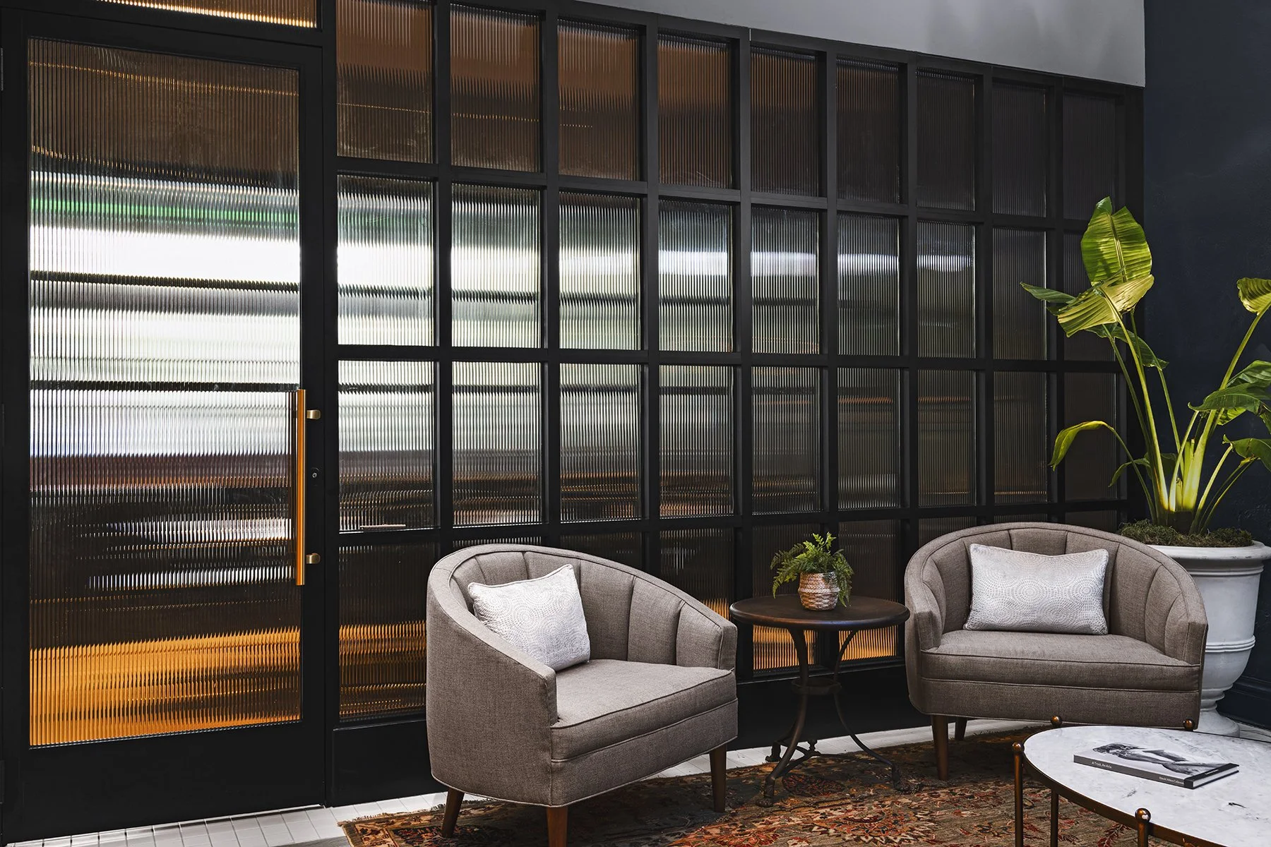 13boardroom waiting area.jpg