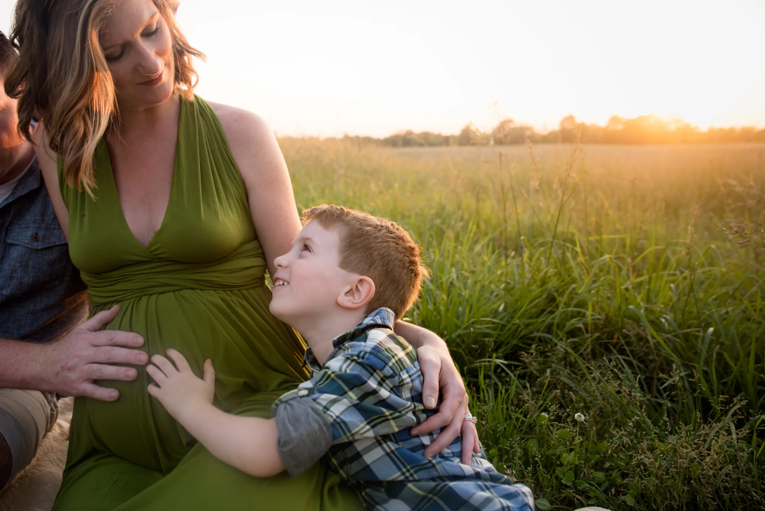 Maternity Photos with Big Brother | Family Maternity Session | Sweet Wally Photography | Nashville Maternity Photographer | Nashville Newborn Photographer | Nashville, Tennessee | Franklin Maternity Photographer | Franklin Newborn Photographer | Brentwood Newborn Photographer | Brentwood Maternity Photographer | Whitney Williams | Lifestyle Photography | Nashville Lifestyle Photographer | Lifestyle Newborn Photography | Lifestyle Newborn Photographer, bowling green photographer, bowling green ky maternity photographer, bowling green boudior photographer, maternity boudior photography, bowling green maternity boudior photography, southern kentucky intimate maternity photographer, intimate maternity session, intimate maternity photography, whitney williams, sweet wally photography, maternity photographer in bowling green ky 