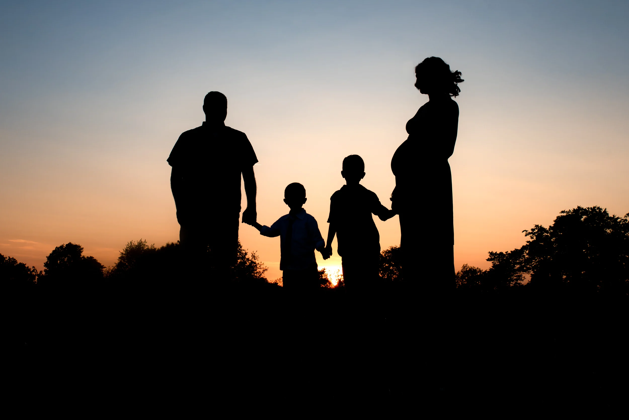Family Silhouette | Family Maternity Session | Sweet Wally Photography | Nashville Maternity Photographer | Nashville Newborn Photographer | Nashville, Tennessee | Franklin Maternity Photographer | Franklin Newborn Photographer | Brentwood Newborn Photographer | Brentwood Maternity Photographer | Whitney Williams | Lifestyle Photography | Nashville Lifestyle Photographer | Lifestyle Newborn Photography | Lifestyle Newborn Photographer, bowling green photographer, bowling green ky maternity photographer, bowling green boudior photographer, maternity boudior photography, bowling green maternity boudior photography, southern kentucky intimate maternity photographer, intimate maternity session, intimate maternity photography, whitney williams, sweet wally photography, maternity photographer in bowling green ky 