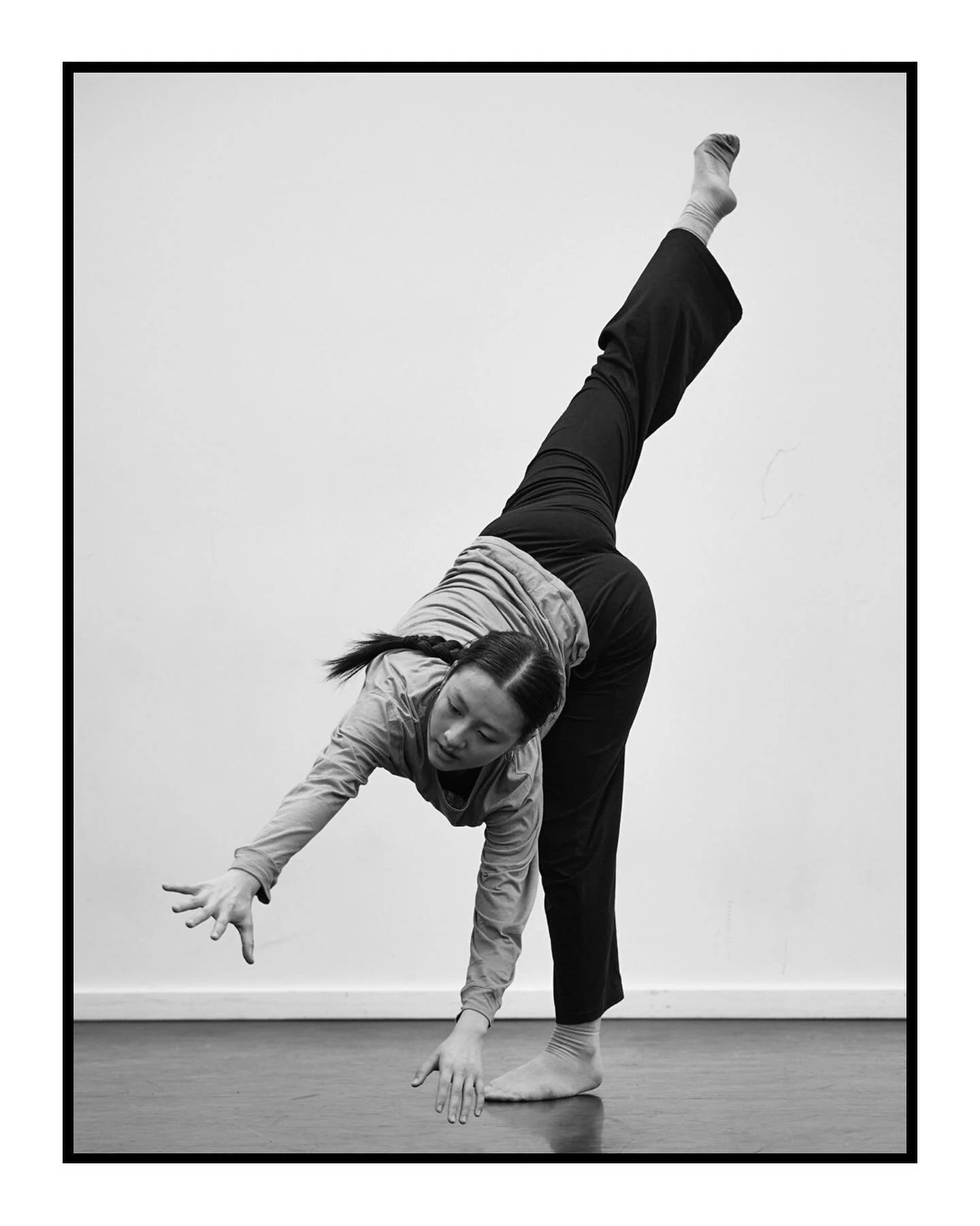 Students @movenyc during their winter intensive. 

Thankful to capture the next generation of dance talent!