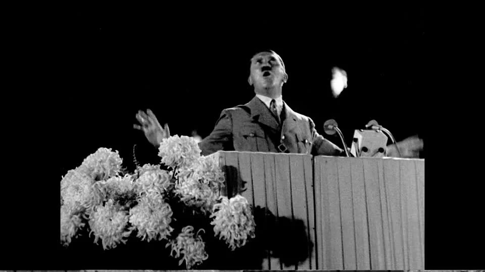 hitler nur 2.jpg