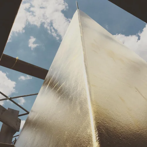 23.75k oil gilded exterior pyramid, Brooklyn
