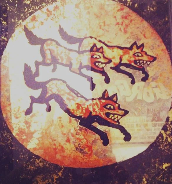 wolves2.jpg