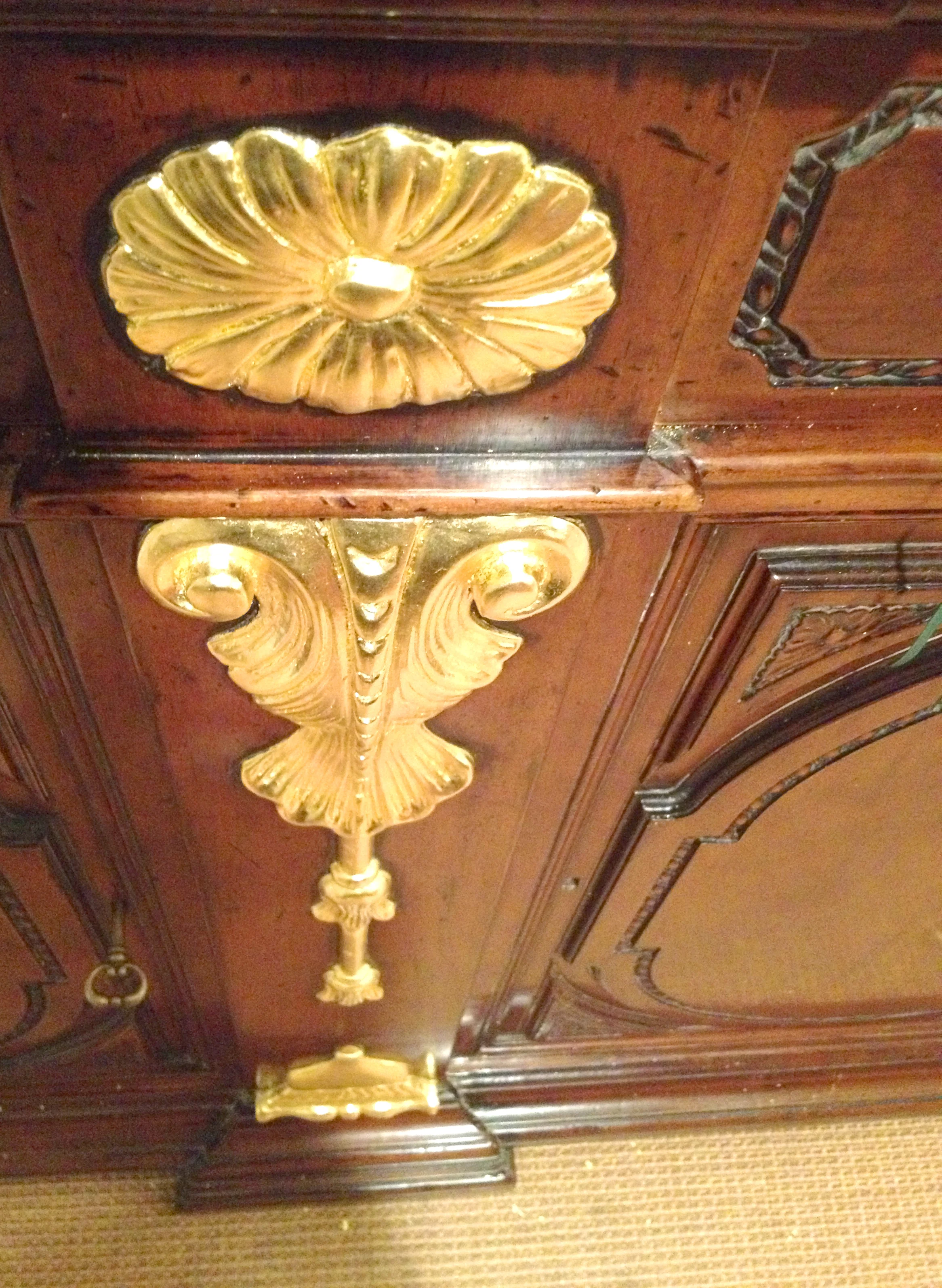 dresser8.jpg