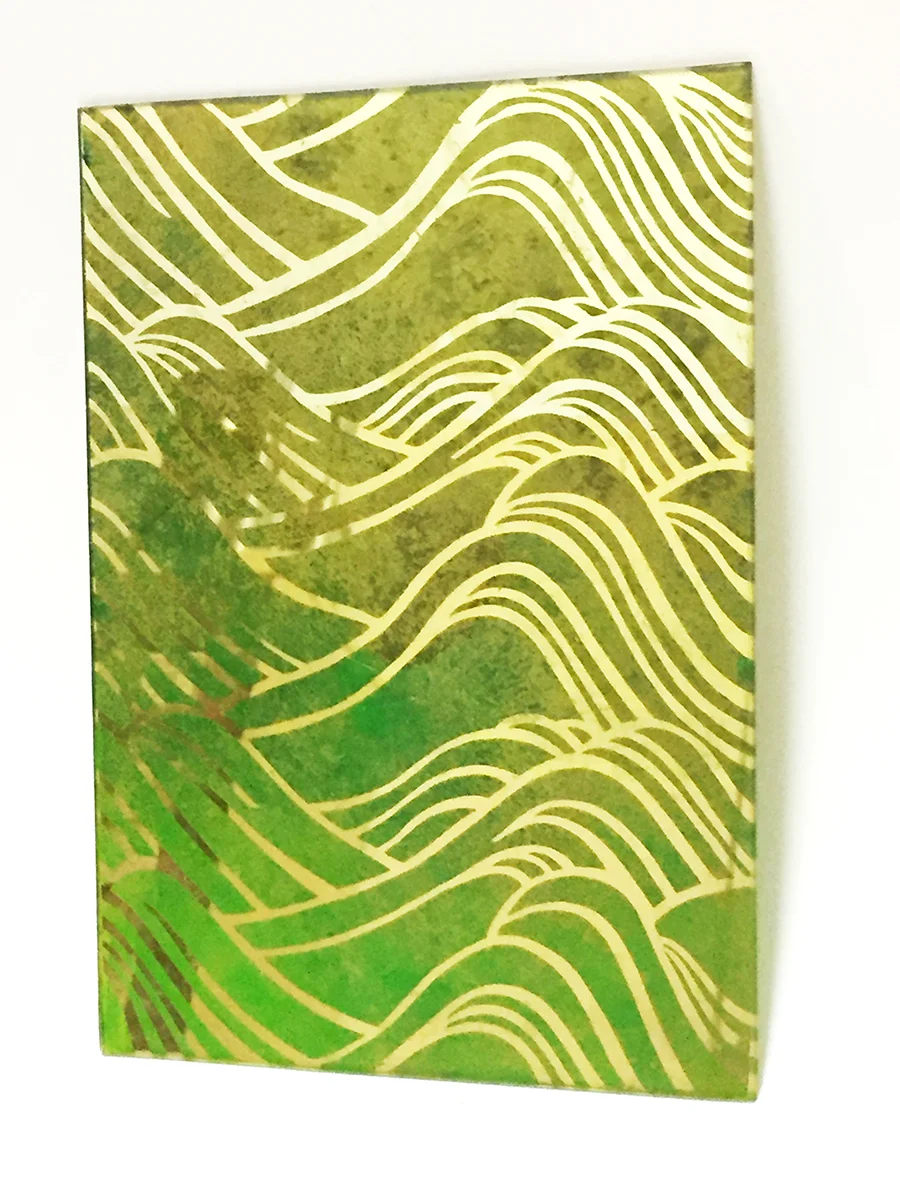 silkscreen, white gold and polychrome on glass