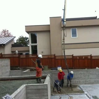 17:9 pouring crawl space floor 3.JPG