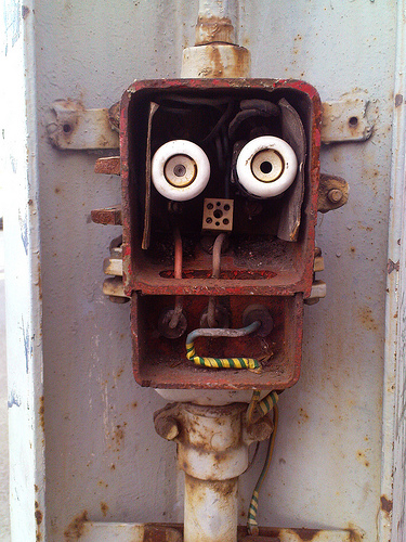 Scared Fuse Box.jpg