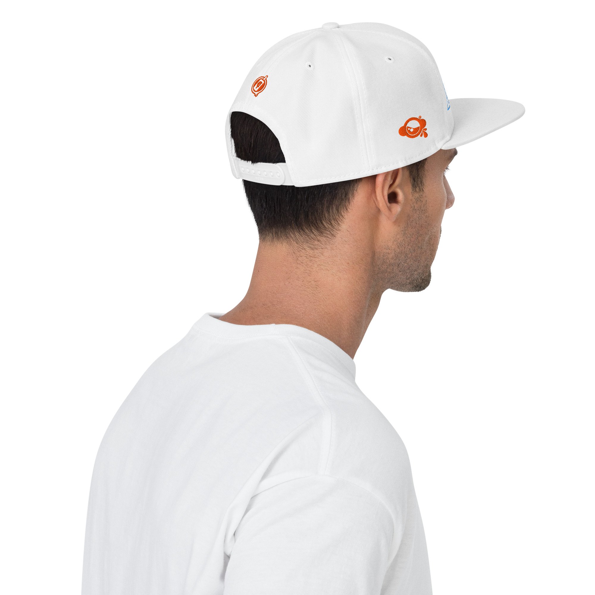 snapback-white-back-69a092e35e3aa.jpg