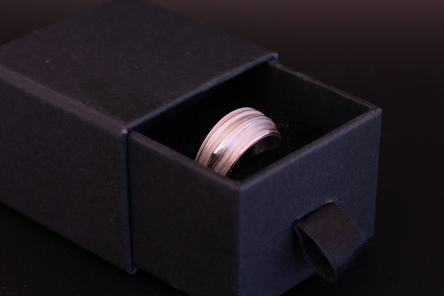 Lizzy Chambers Heavy Bark Ring Sterling Silver Misturo Hikime (34).jpg
