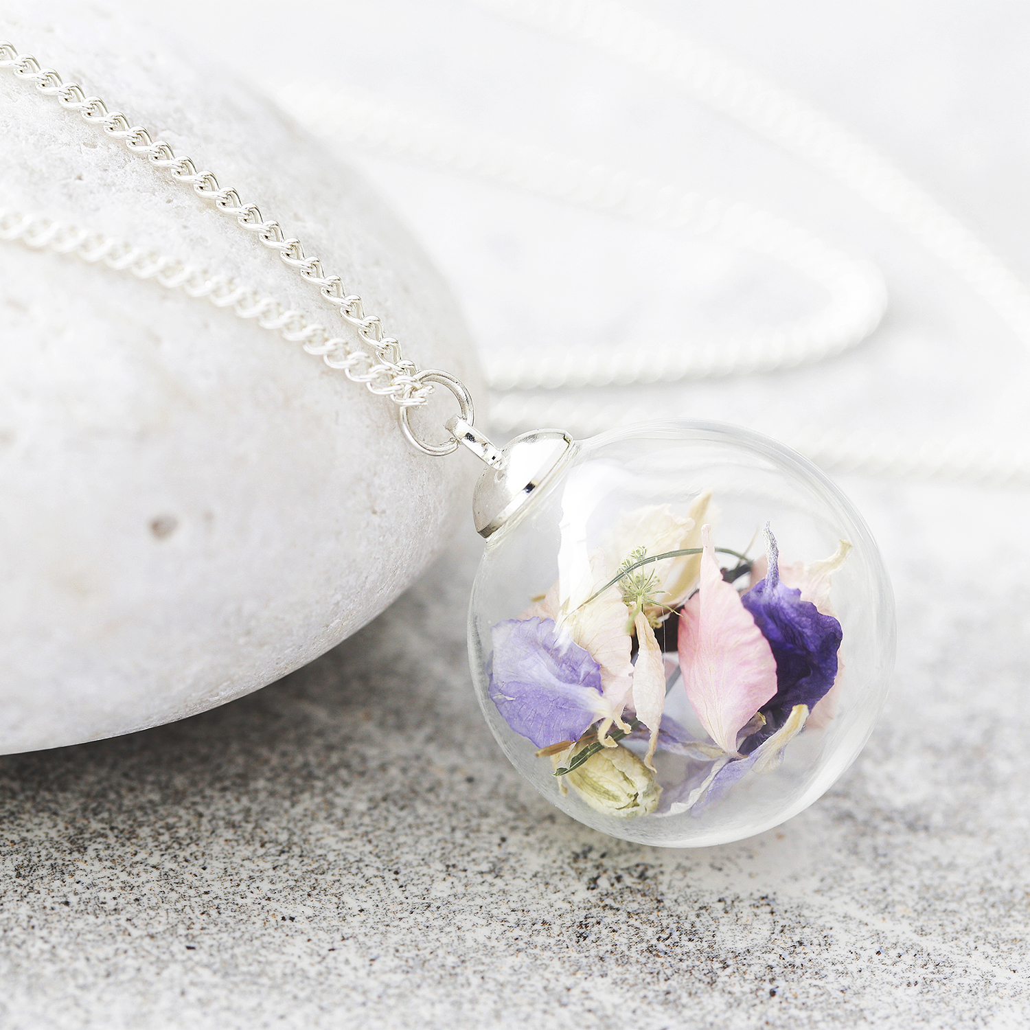 lizzychambers garden delight with 32 inch silver plated chain RRP £25.00.jpg