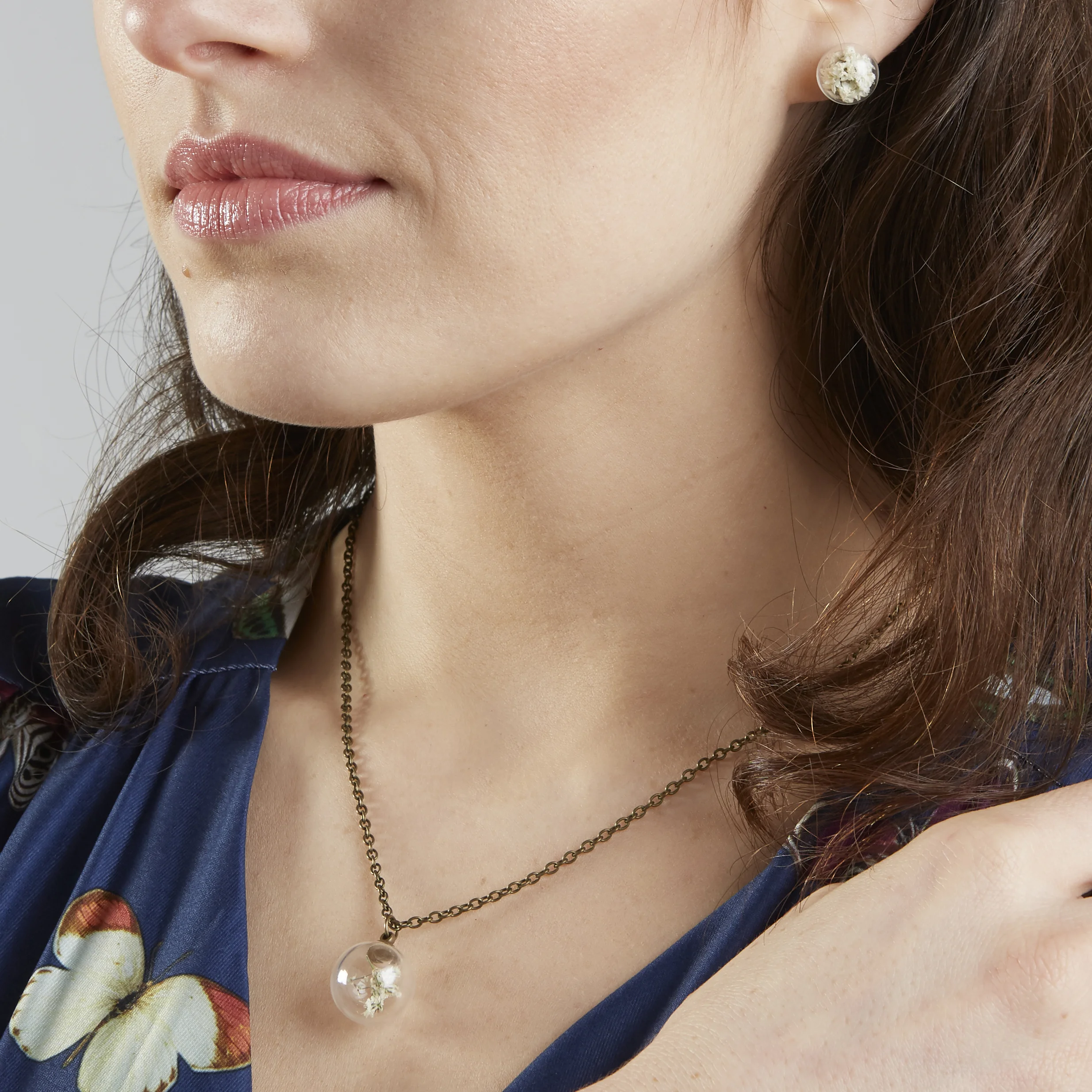 Lizzy Chambers babies breath brass necklace and earrings.jpg