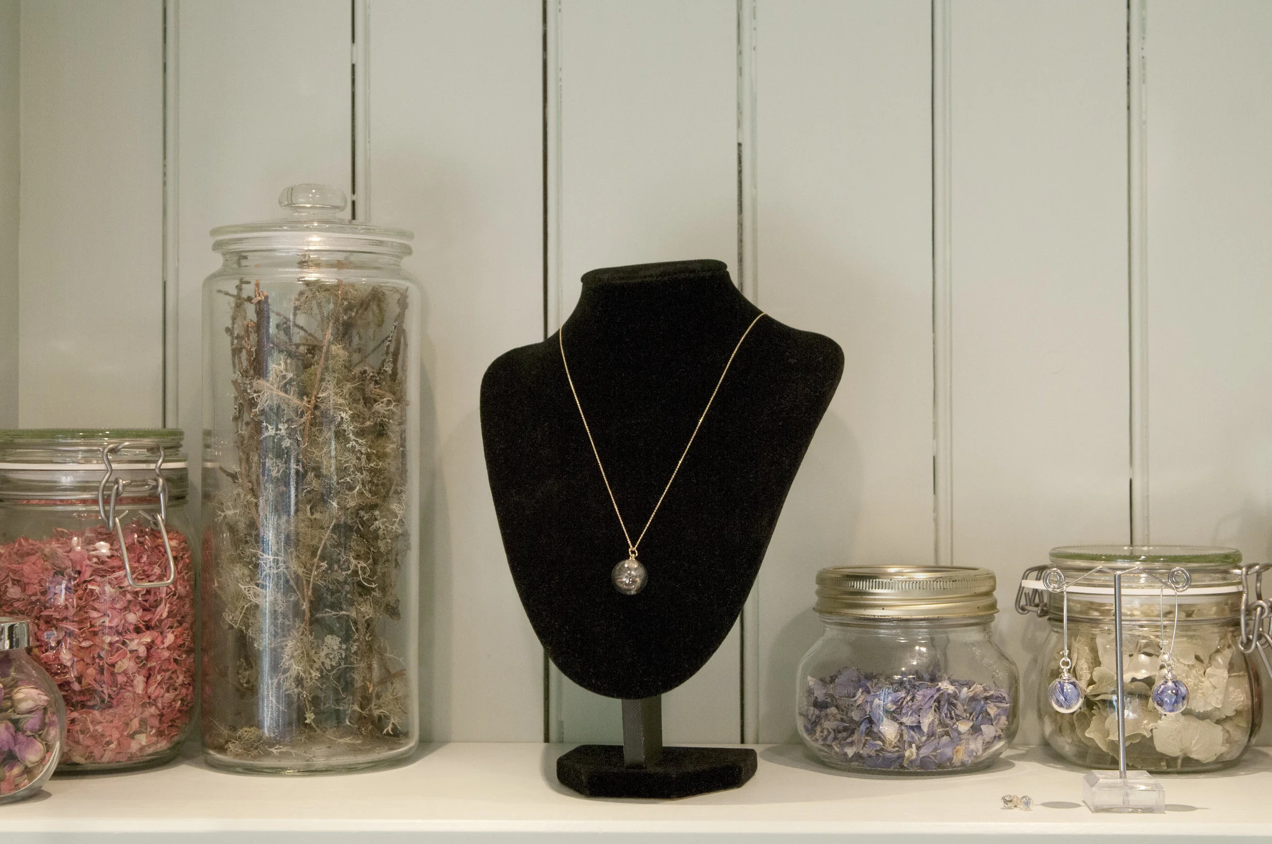 jewellery close up 3.jpg