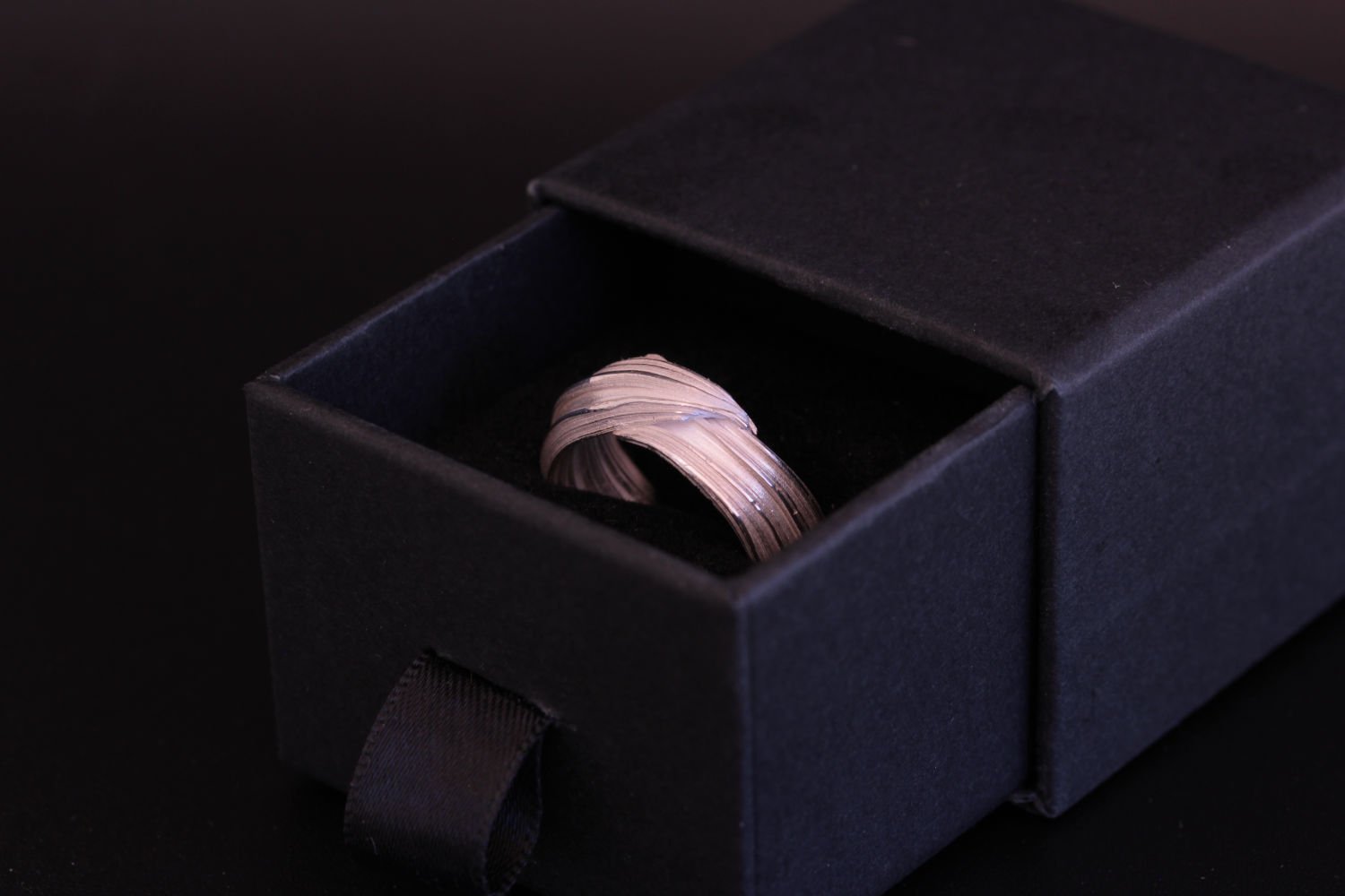 Lizzy Chambers Heavy Bark Ring Sterling Silver Misturo Hikime (40).jpg