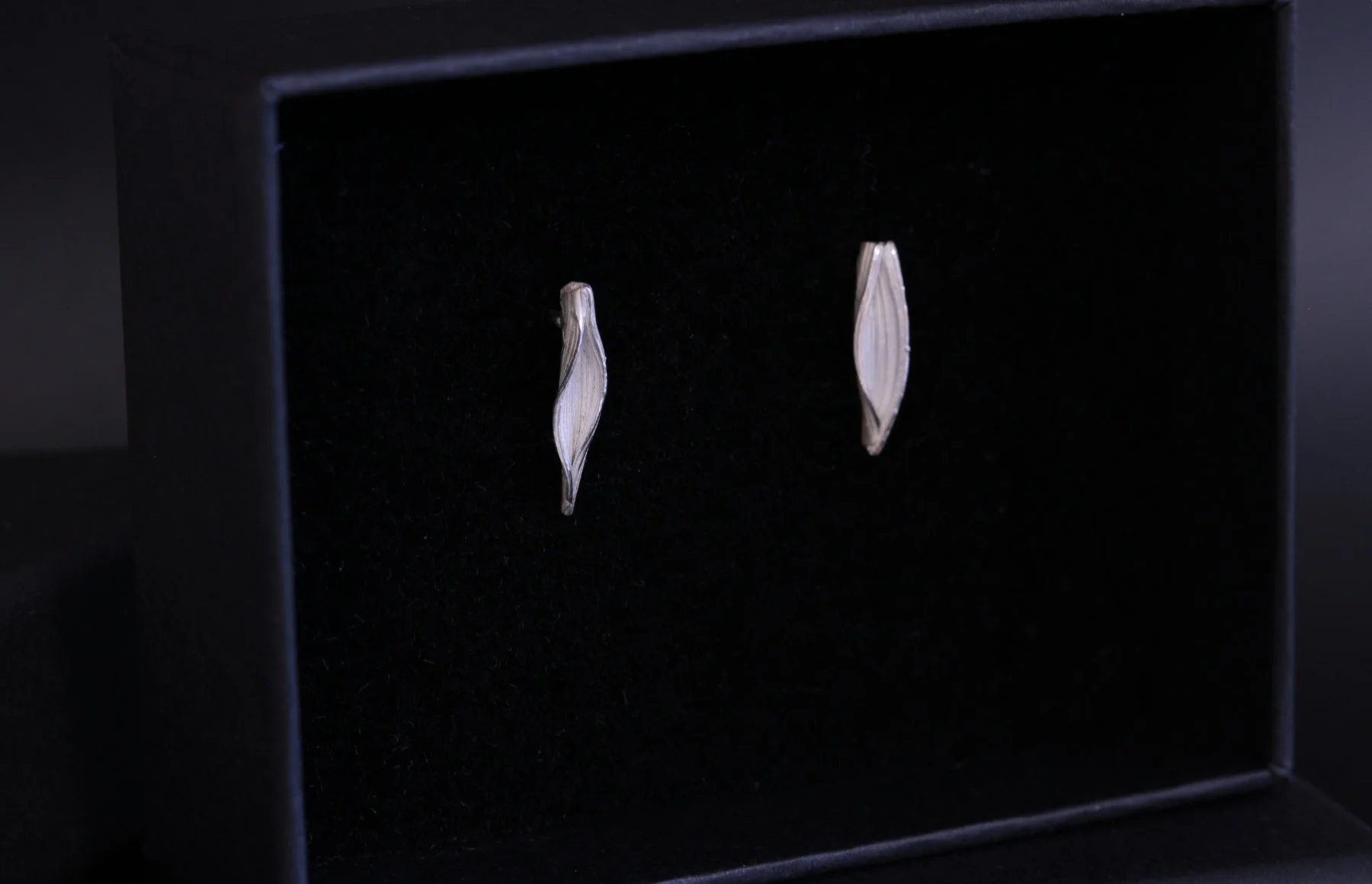 Lizzy Chambers small textured leaf earrings B.jpg