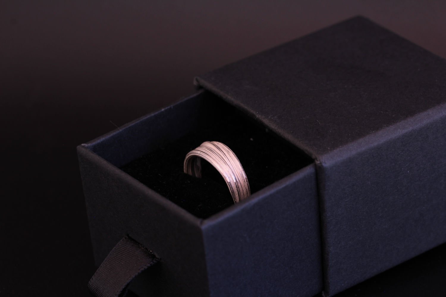 Lizzy Chambers Fine leaf Mitsuro Hikime Sterling Silver Ring (28).jpg