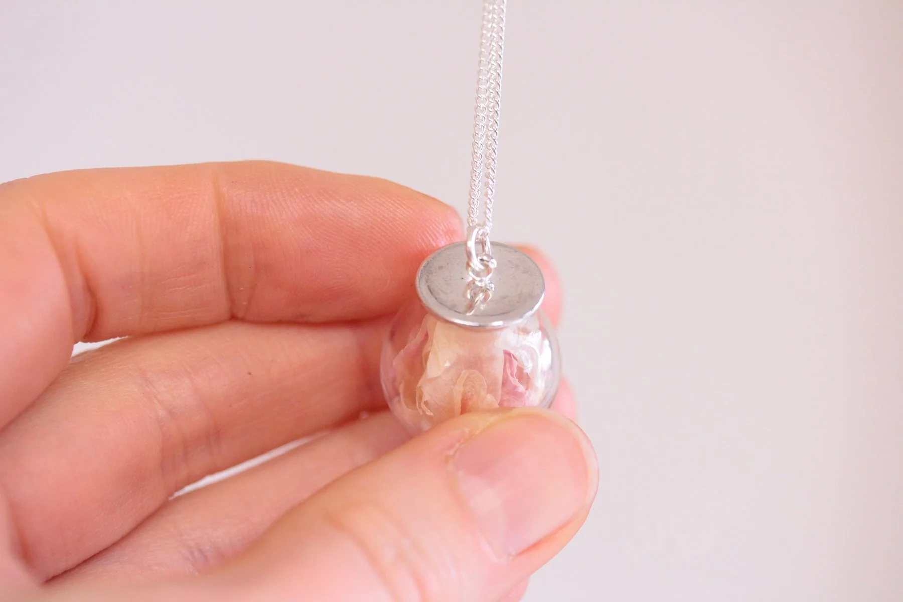 Lizzy Chambers Medium Peony Necklace (6).jpg