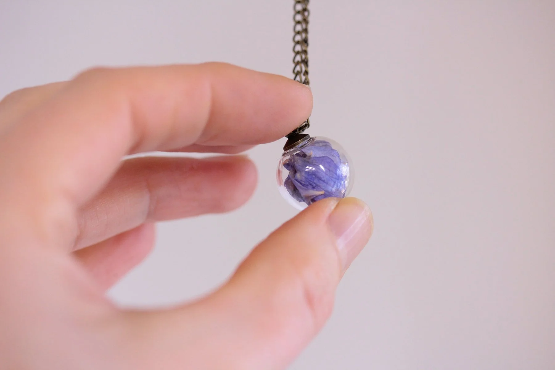 Mini Pale Blue Brass Necklace (3).jpg