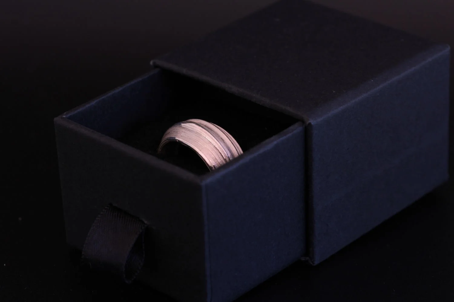 Lizzy Chambers Heavy Bark Ring Sterling Silver Misturo Hikime (25).jpg