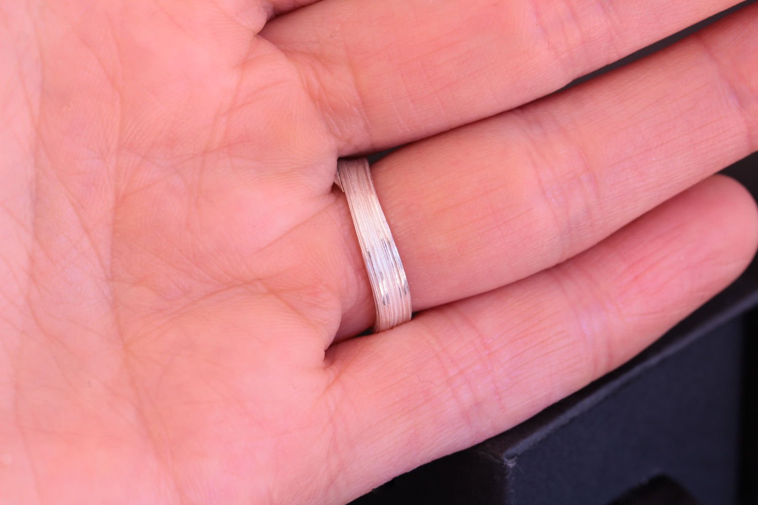 Lizzy Chambers Fine leaf Mitsuro Hikime Sterling Silver Ring (46).jpg