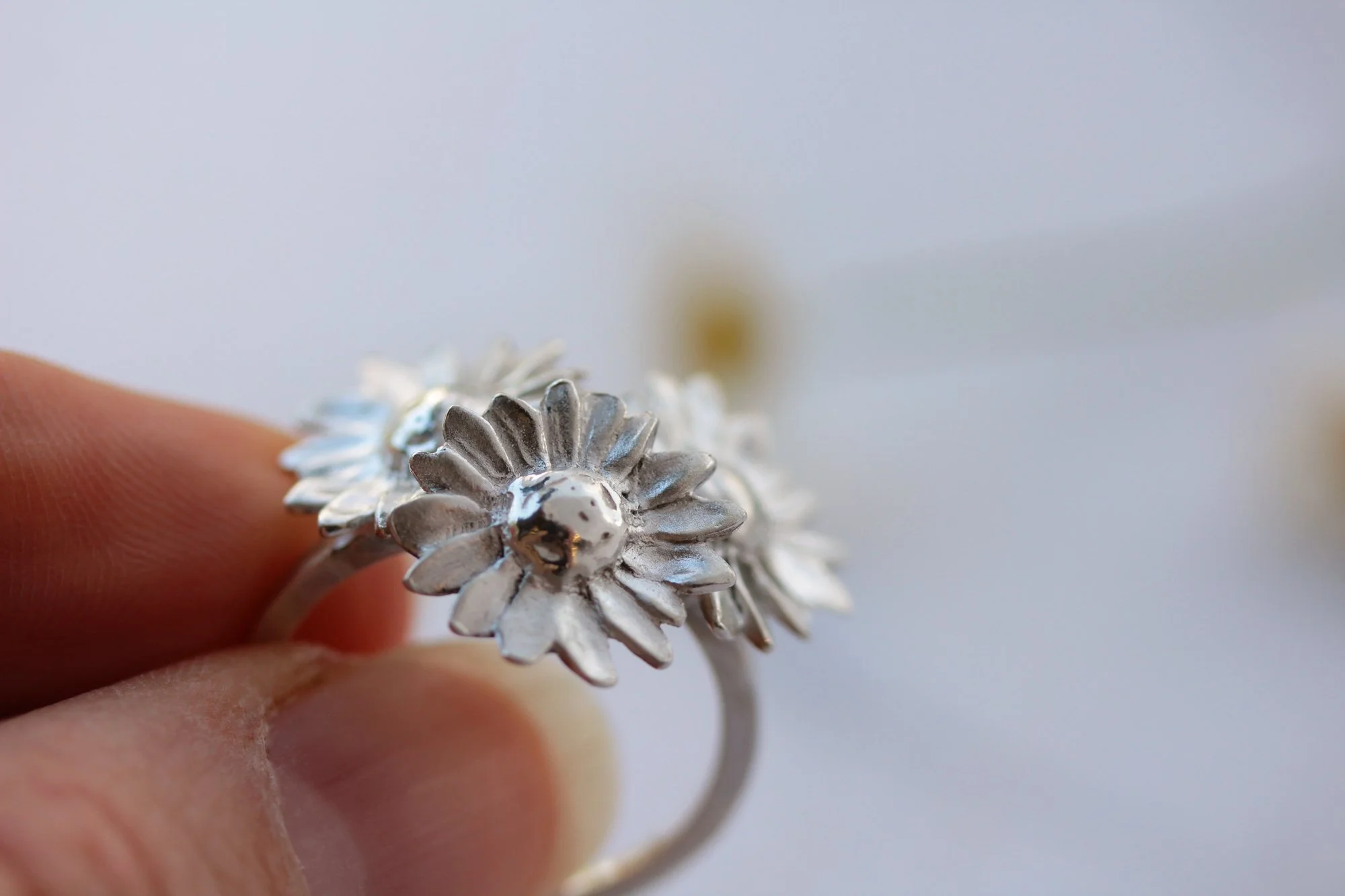 Lizzy Chambers Statement Daisy Ring in Sterling Silver (5).jpg