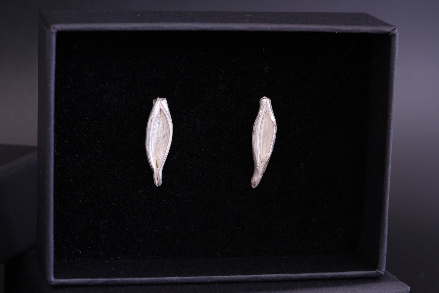 Lizzy Chambers Textured Silver Petal earrings Med B 2.jpg
