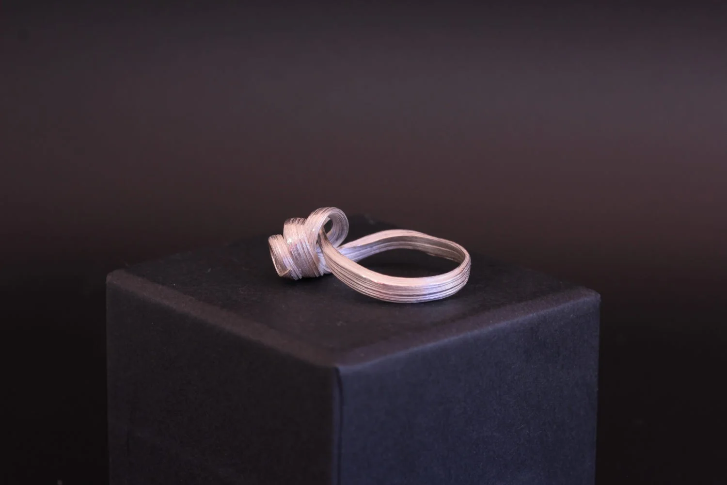 Lizzy Chambers Spiral Vine Ring Mitsuro hikime sterling silver one off (27).jpg
