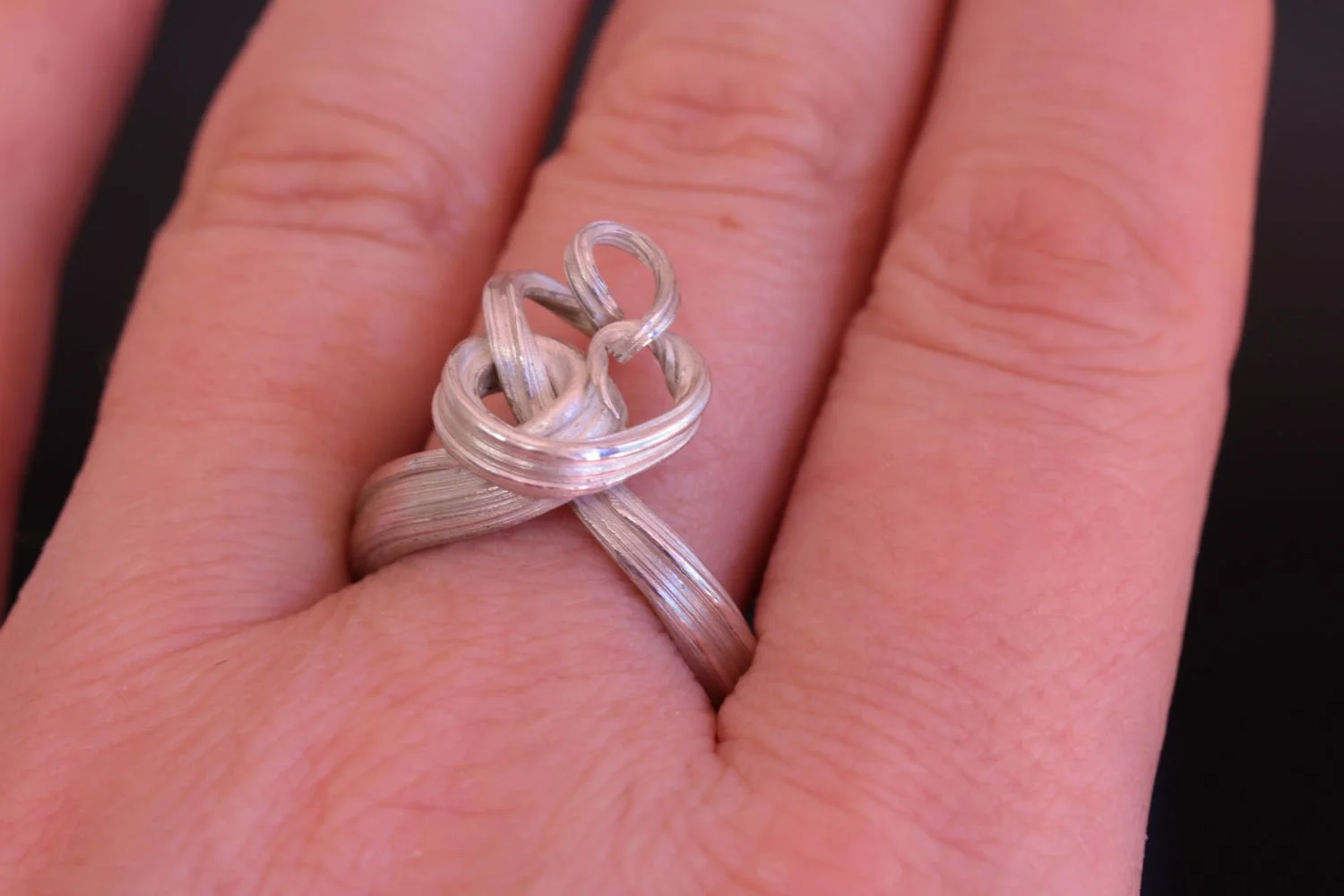 Lizzy Chambers Wrapping Vine Ring Sterling Silver Mitsuro Hikime (83).jpg