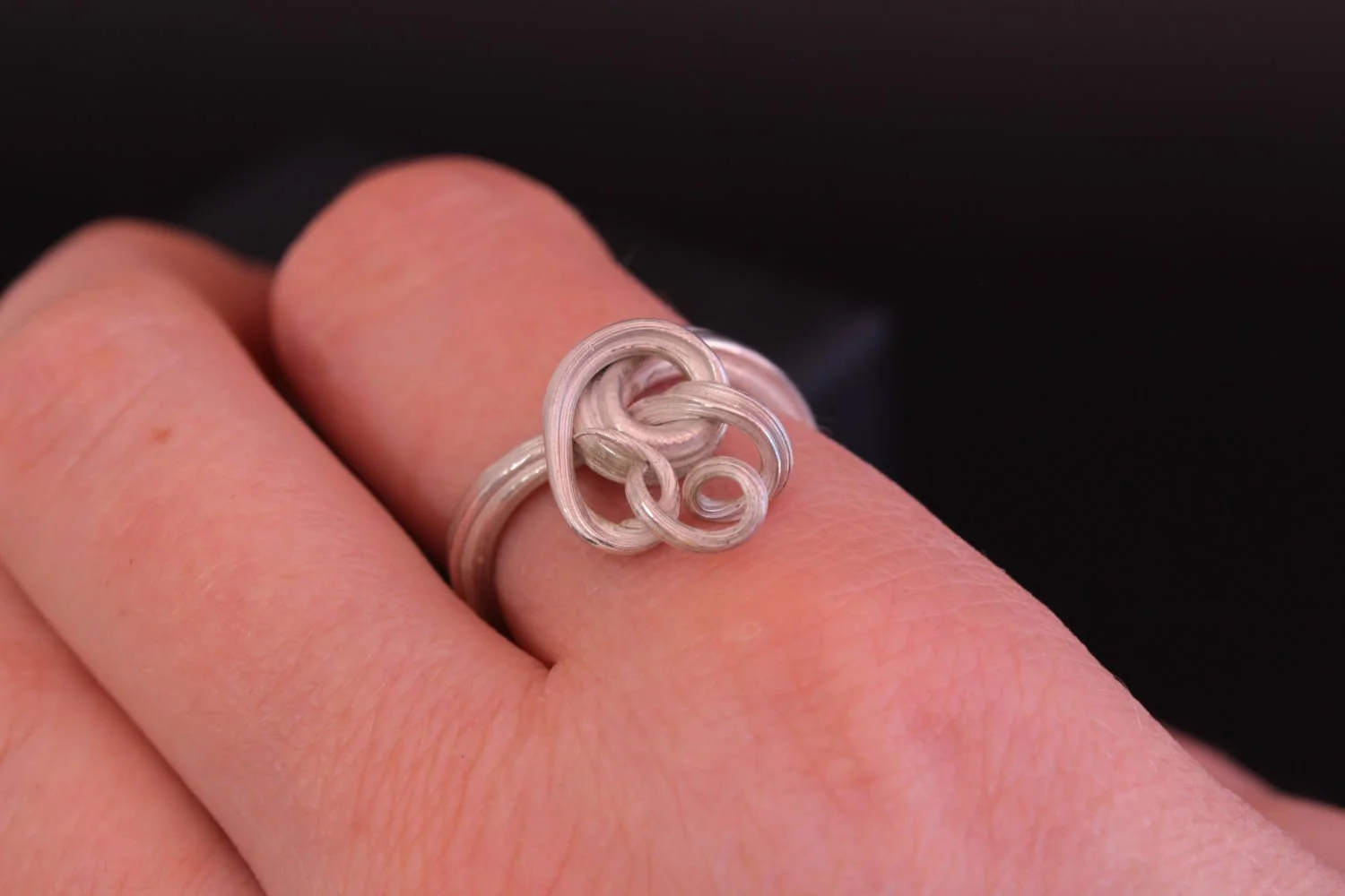 Lizzy Chambers Wrapping Vine Ring Sterling Silver Mitsuro Hikime (78).jpg