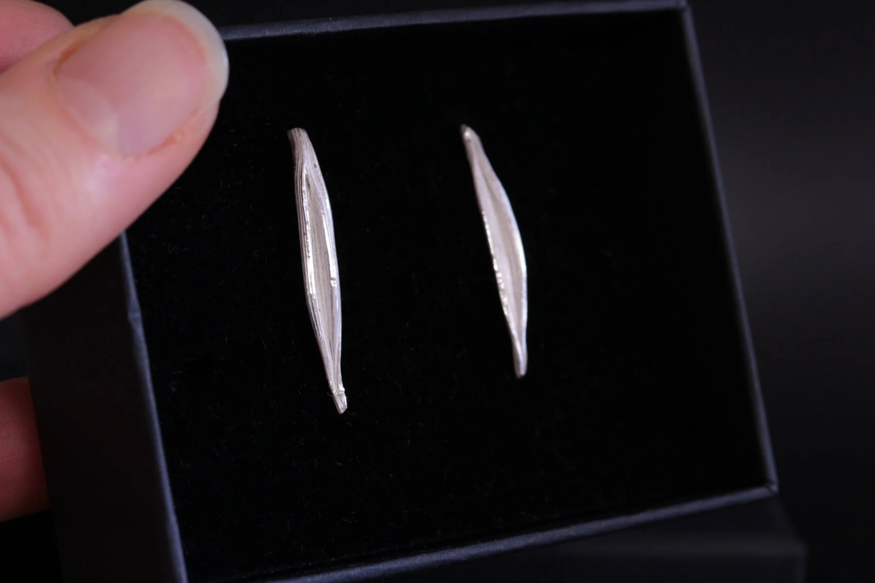 long Leaf earrings silver 4.jpg