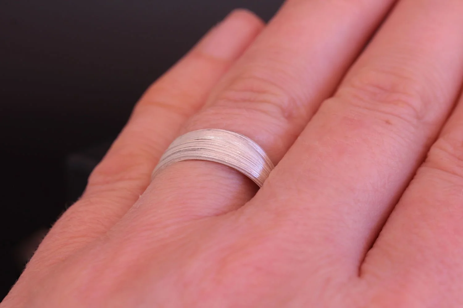 Lizzy Chambers Fine leaf Mitsuro Hikime Sterling Silver Ring (51).jpg