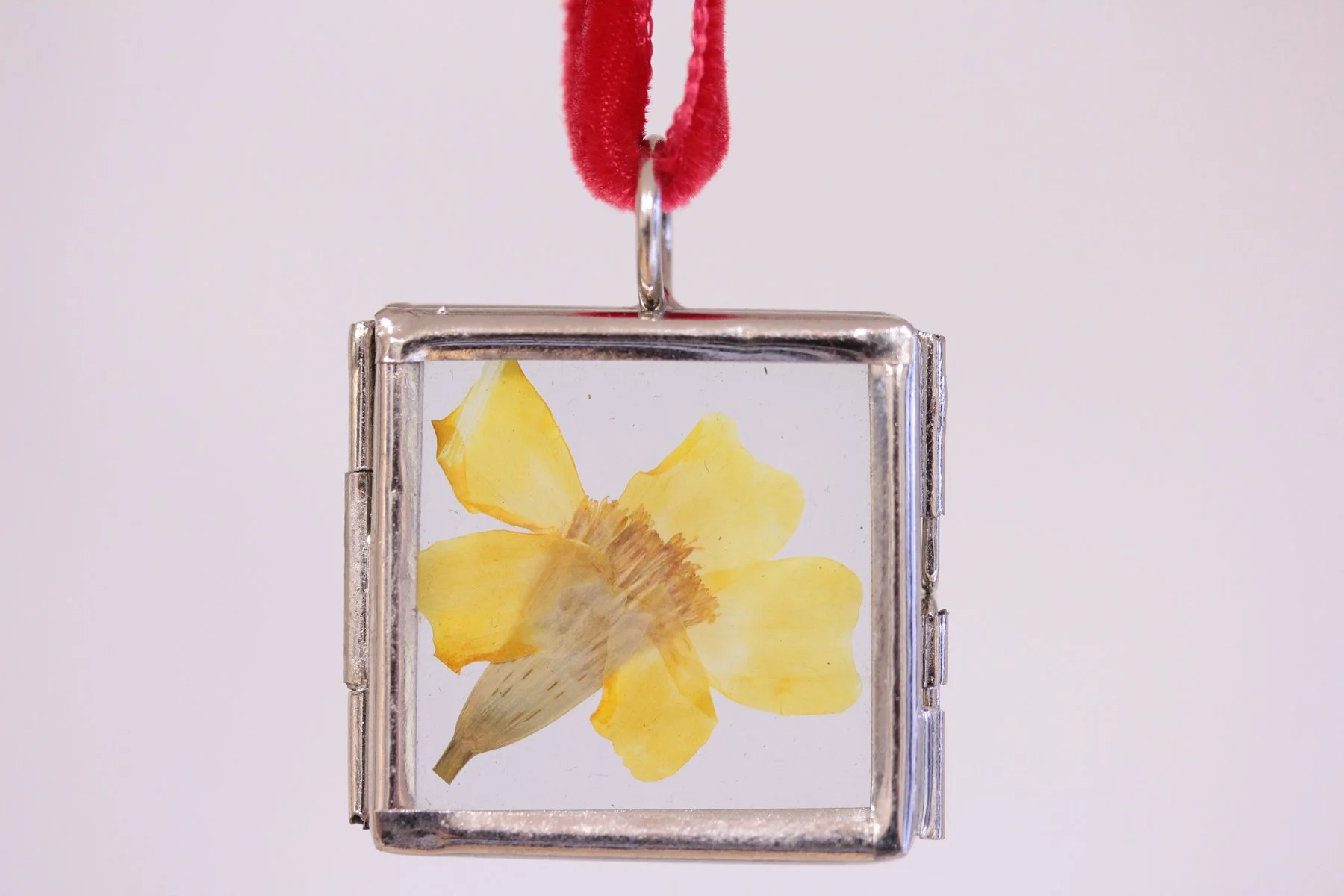 Lizzy Chambers Silver Square Frame (2).jpg