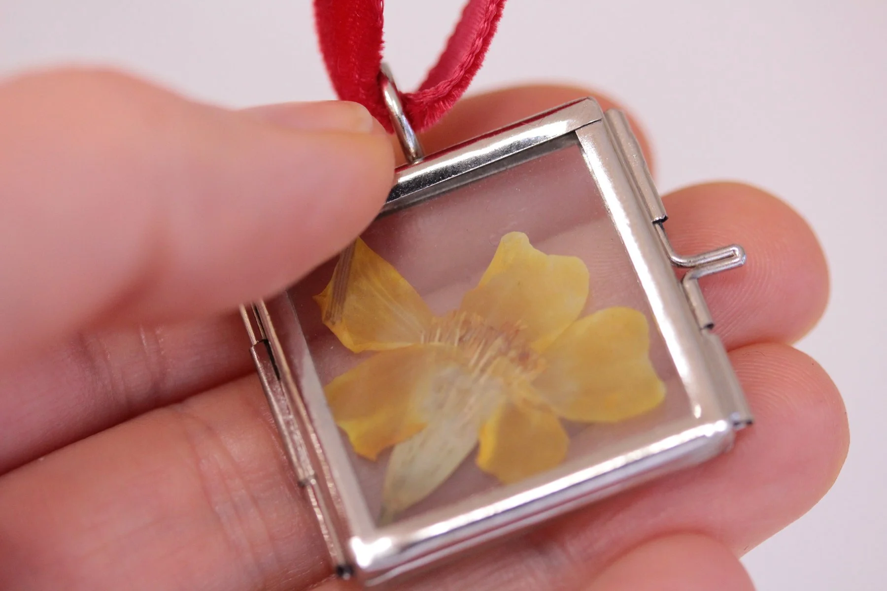 Lizzy Chambers Silver Square Frame (1).jpg