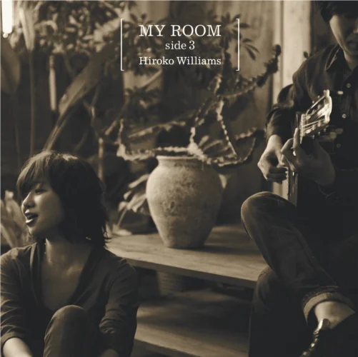 MY ROOM side 3/CD 1. Time After Time 2. My Favorite Things 3. Smile 4. Love Me Or Leave Me 5. Edelweiss ジャズ・オーディオディスク大賞2015 ヴォーカル部門銅賞受賞(ジャズ批評) Jazz Audio Disk Award 2015 Bronze Medal (Jazz magazine) ゲストプレーヤーを迎え、さらなる高みへ。 過去の作品にない格別な味わい深さで心を揺さぶる。 なんと典雅な香りが漂うジャズ・ヴォーカル・アルバムなんだろう。 (ジャズ・オーディオ評論家 後藤誠一)
