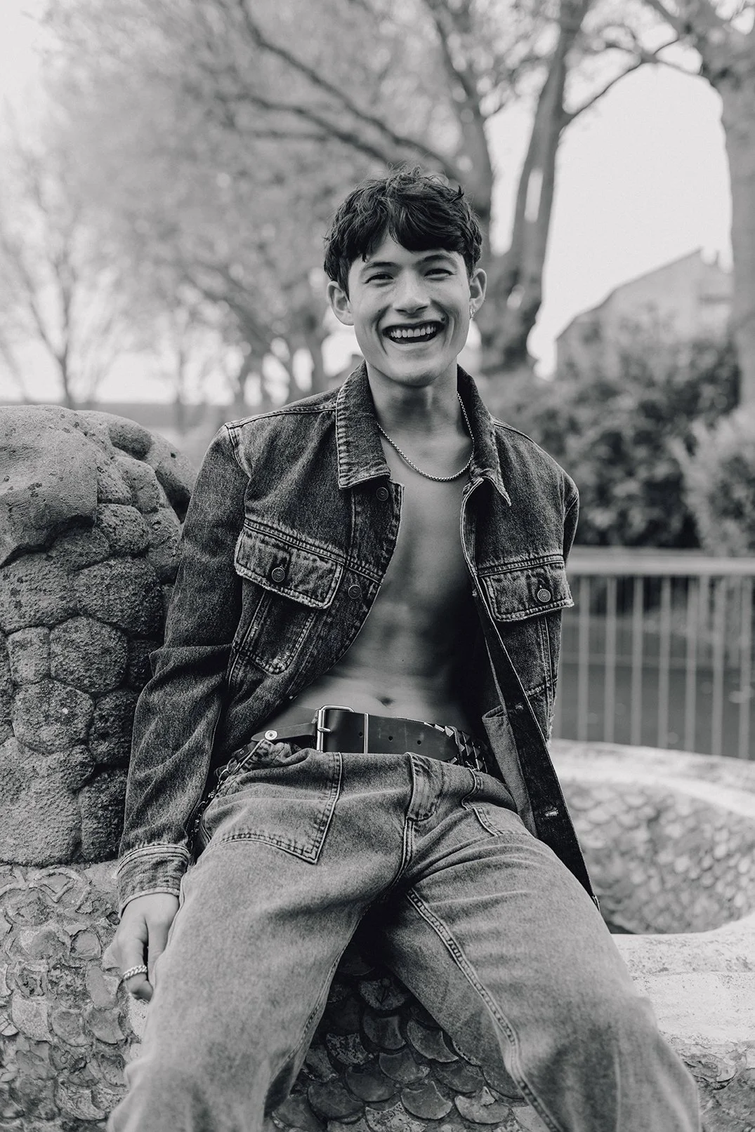 Al-menswear-editorial-smile.jpg