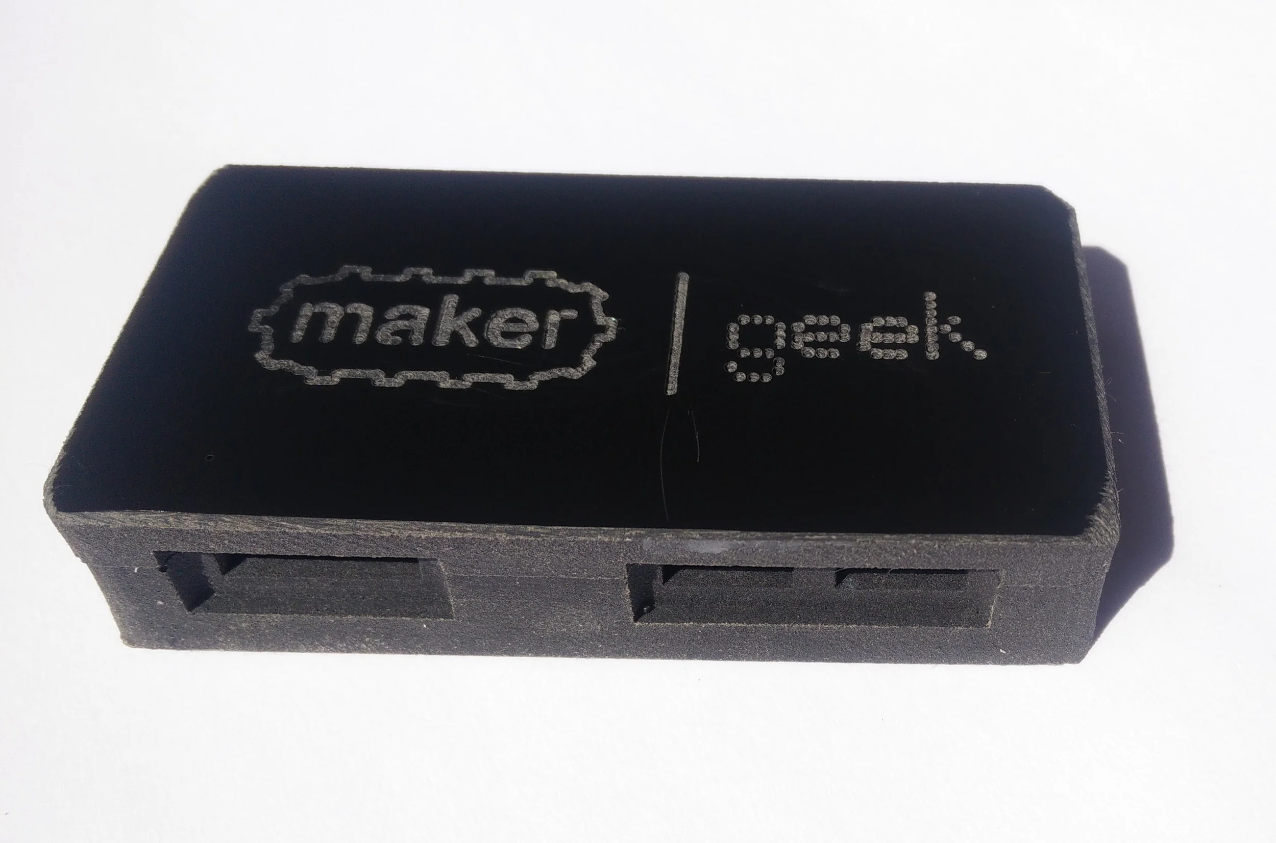 the maker geek branded pi0 case.