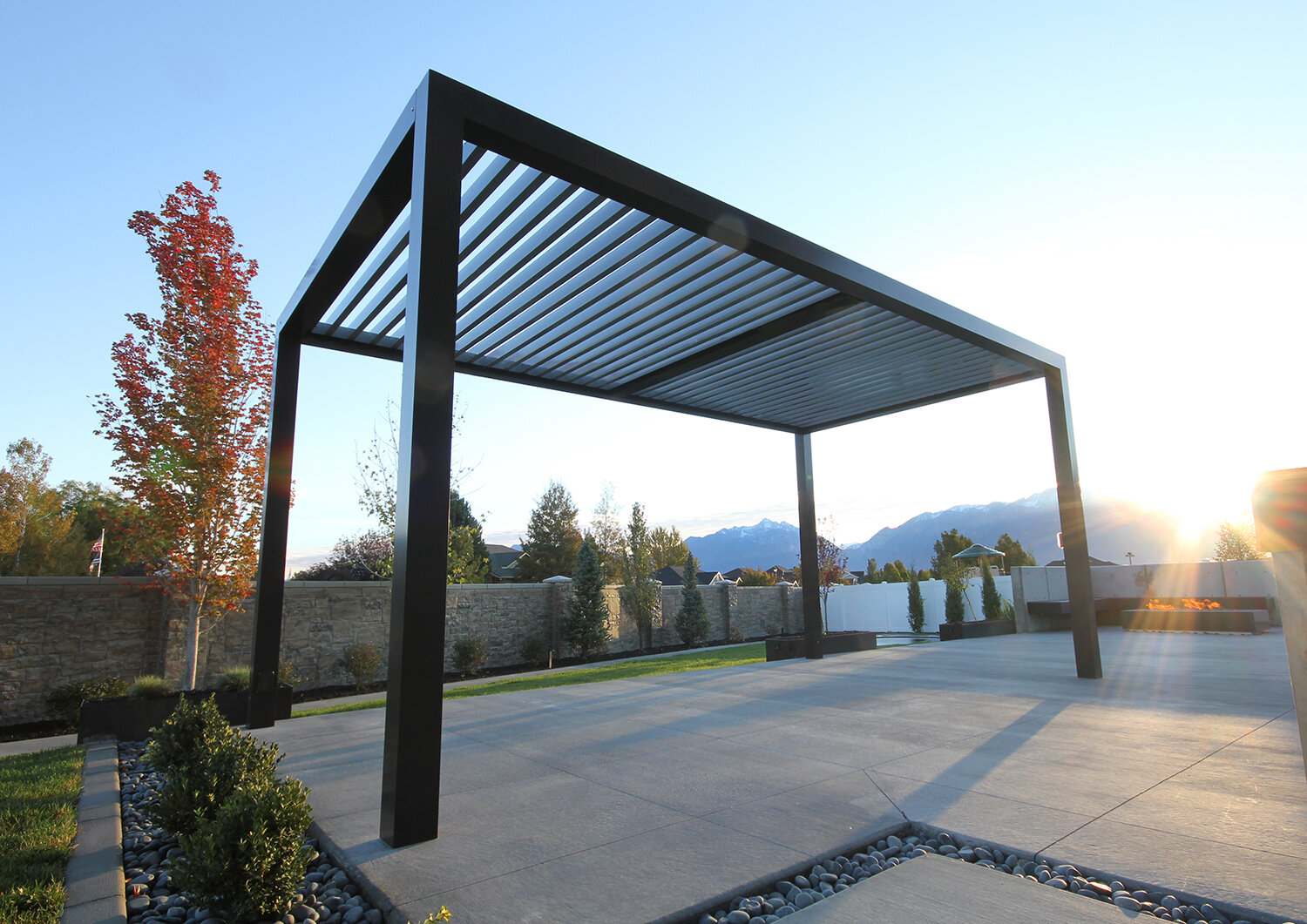 BrittonPergola-1small.jpg