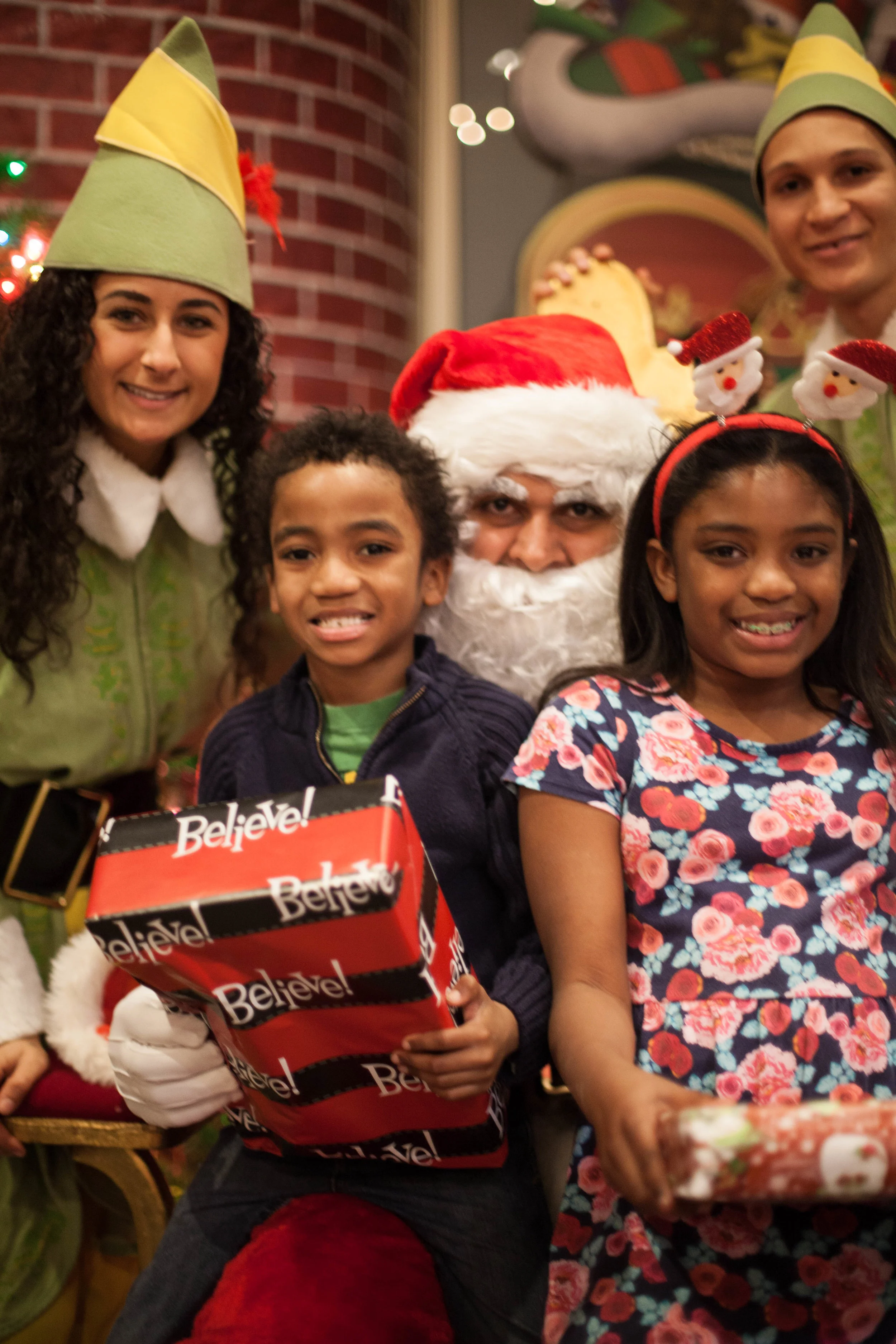 hope-holiday-party-2016_31604843815_o.jpg
