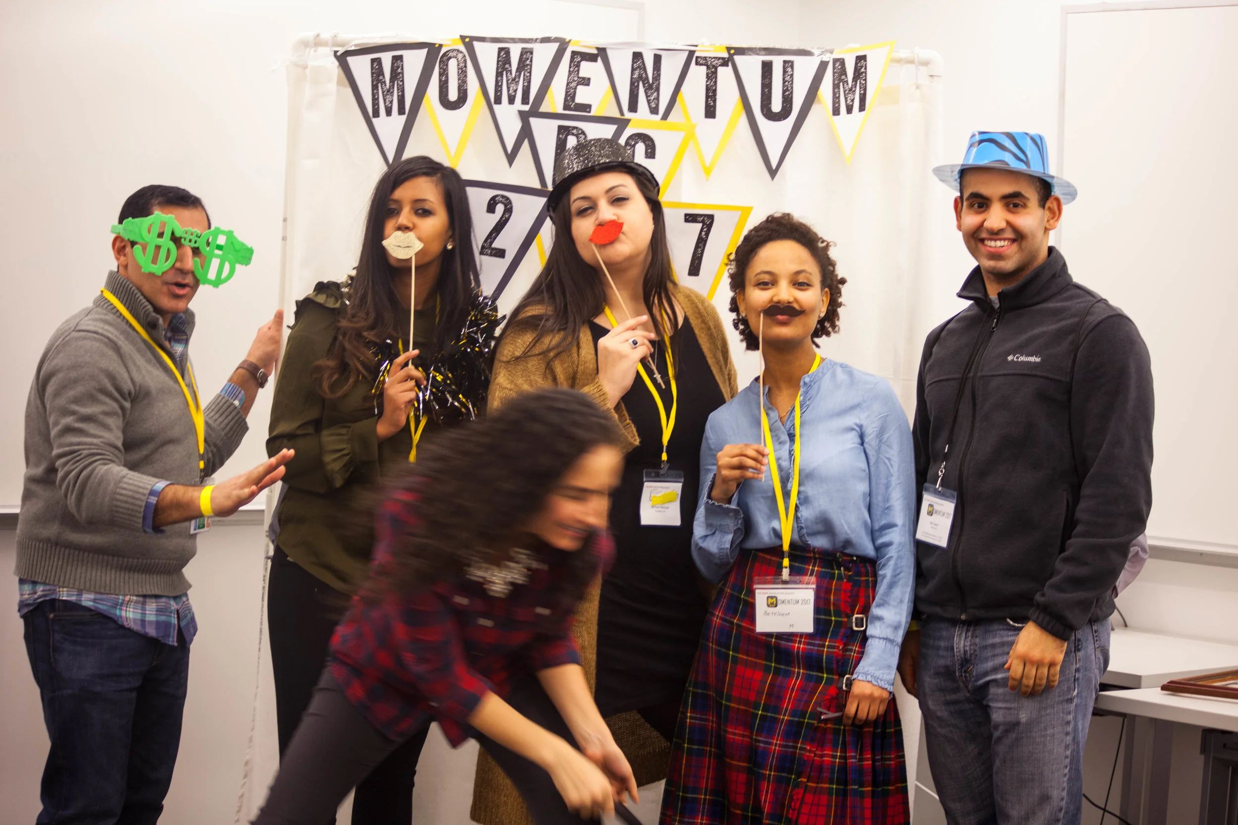 momentum-2017_32373112183_o.jpg