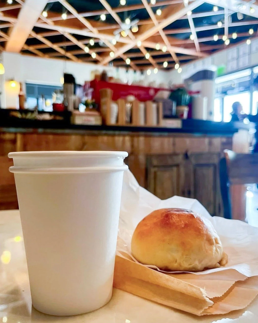 Good coffee, good people, good days 🦊☕
Swing by The Coffee Fox and enjoy thoughtfully sourced coffee in a space made for slowing down. Thanks for stopping by, Leanna!

📸: @leanna_melody_adams

#TheCoffeeFox #CoffeeCommunity #SavannahCafe #CoffeeTim