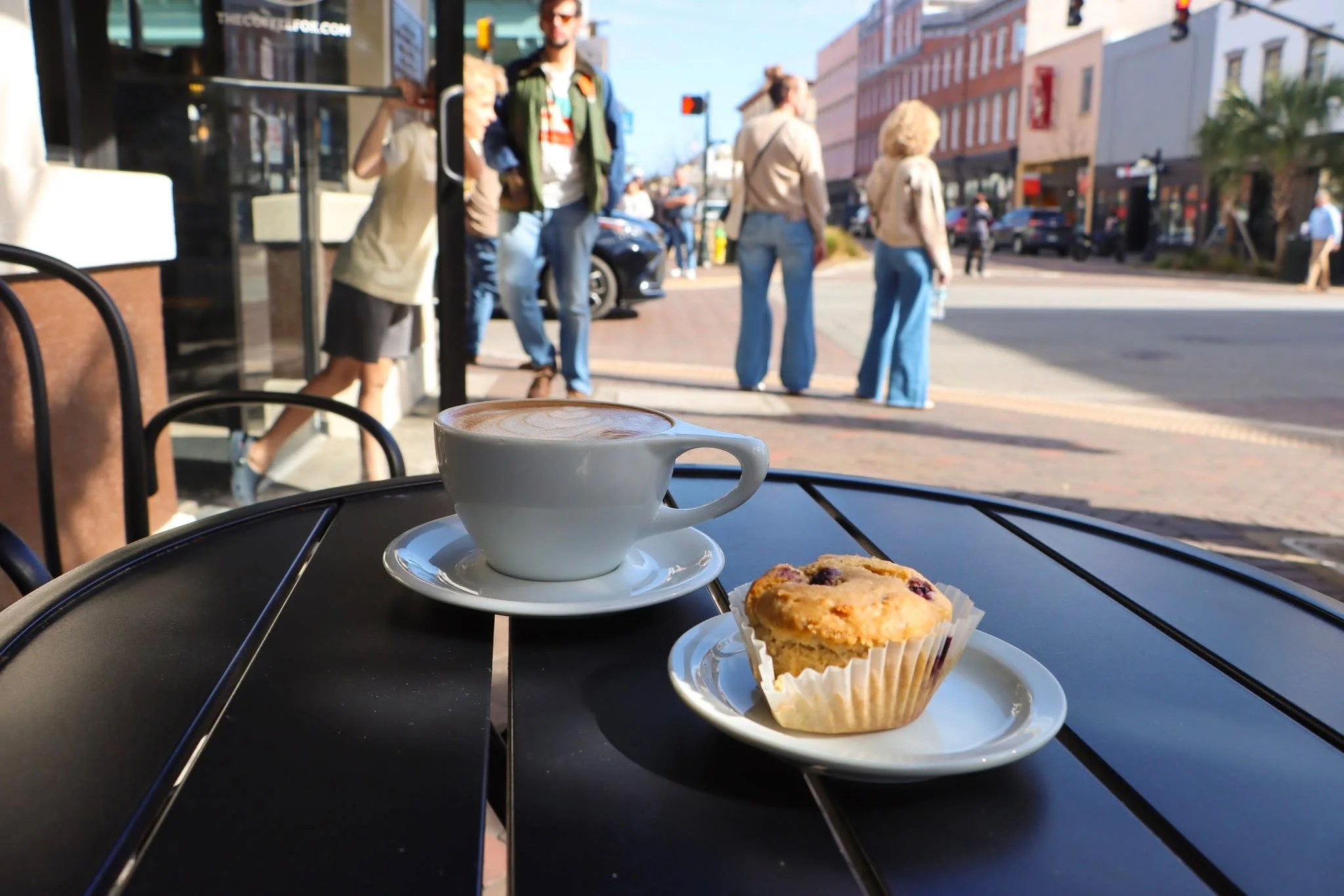 Strolling Broughton Street? Make it a coffee stop ☕🦊

Right in the heart of downtown Savannah, The Coffee Fox is fueling shoppers, locals, and visitors alike with expertly crafted drinks and welcoming vibes.

Swing by and grab your daily favorite. T