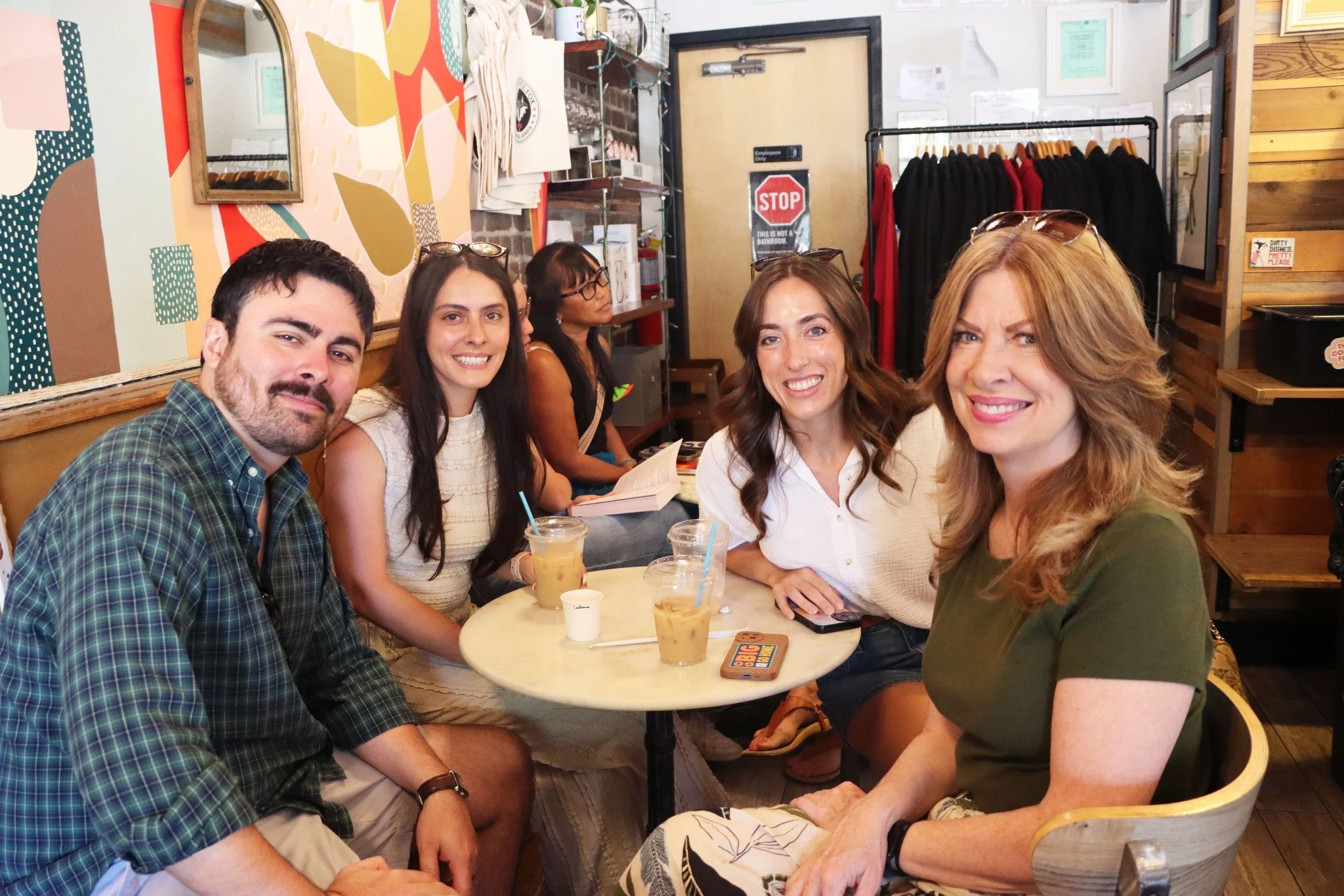 Coffee moments worth sharing 📸☕️

Swing by, snap your favorite sip, and show us how you do coffee. We love seeing your Coffee Fox moments. 🦊

#TheCoffeeFox #CoffeeMoments #SavannahSpots #CafeAesthetic #InstaCoffee #SavannahLife #CoffeeBreak