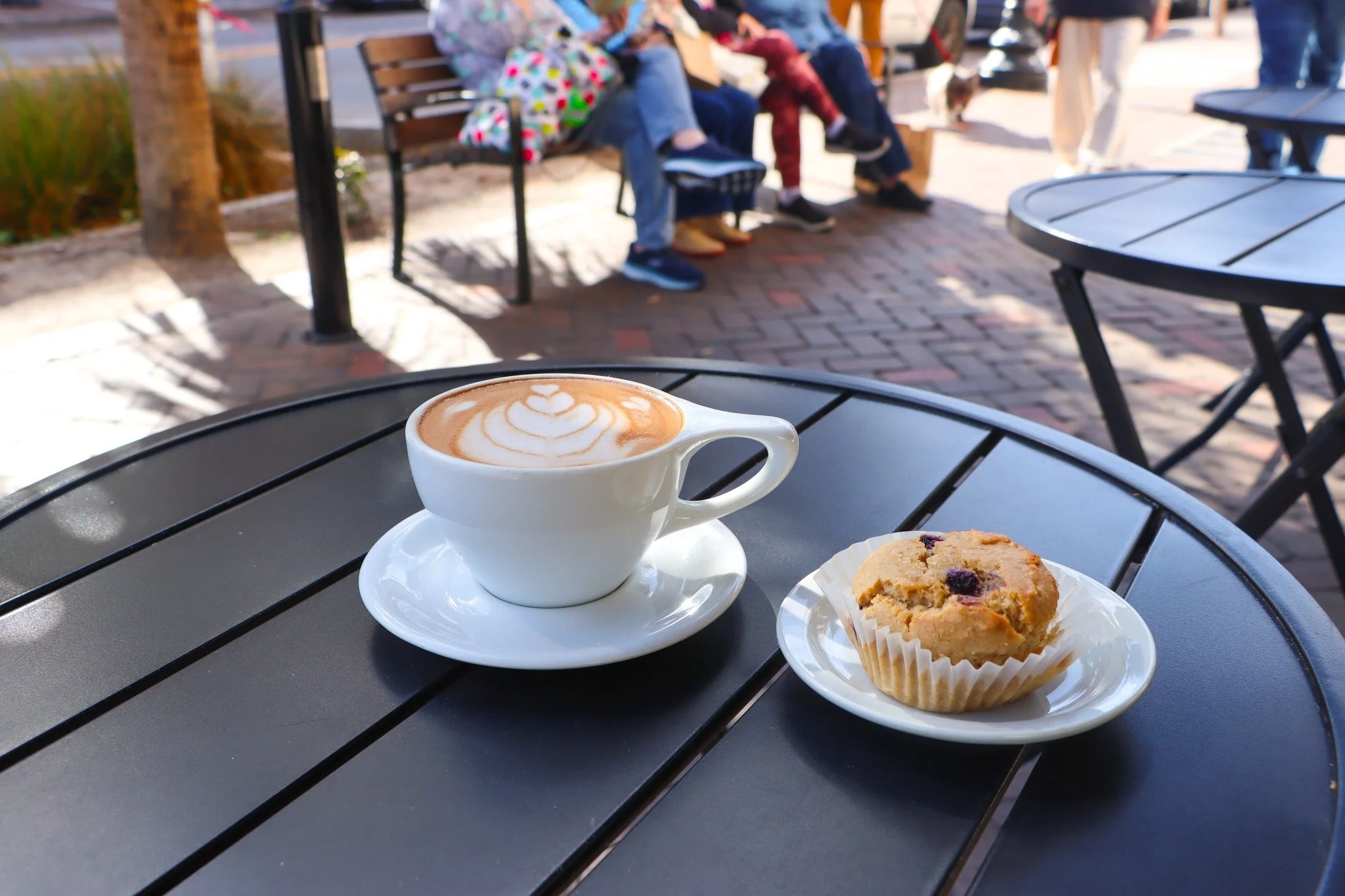 Coffee and a muffin: the kind of combo that never misses. ☕️

Whether you're starting your morning, taking a midday break, or just looking for a little pick-me-up, we've got fresh coffee and baked goods waiting for you. Swing by and make it a good on