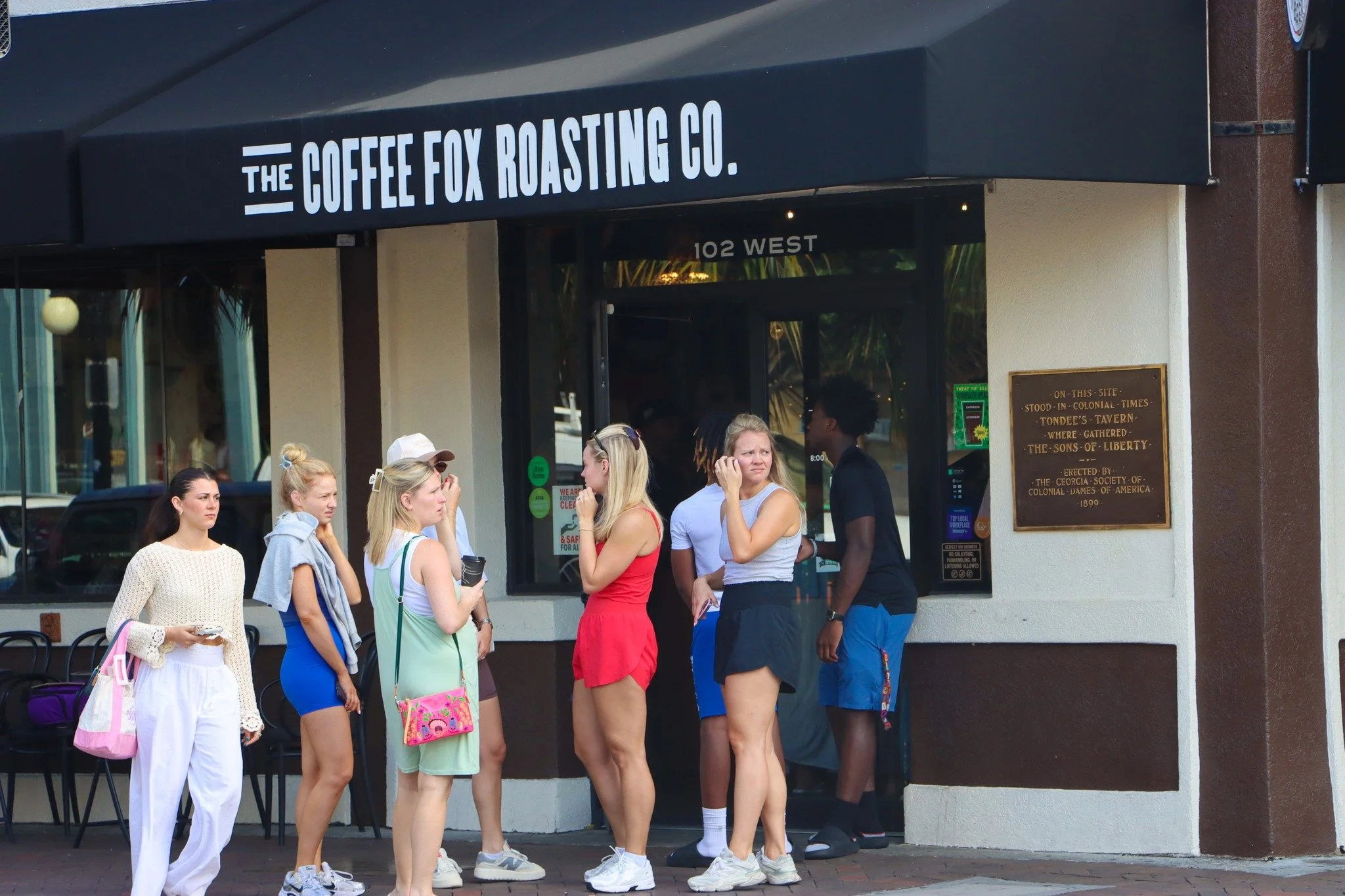 Post-workout plans? We can help with that. ☕️

Swing by after your workout for coffee, a pastry, and a few extra minutes with your crew.

#TheCoffeeFox #SavannahCoffee #CoffeeAfterCardio