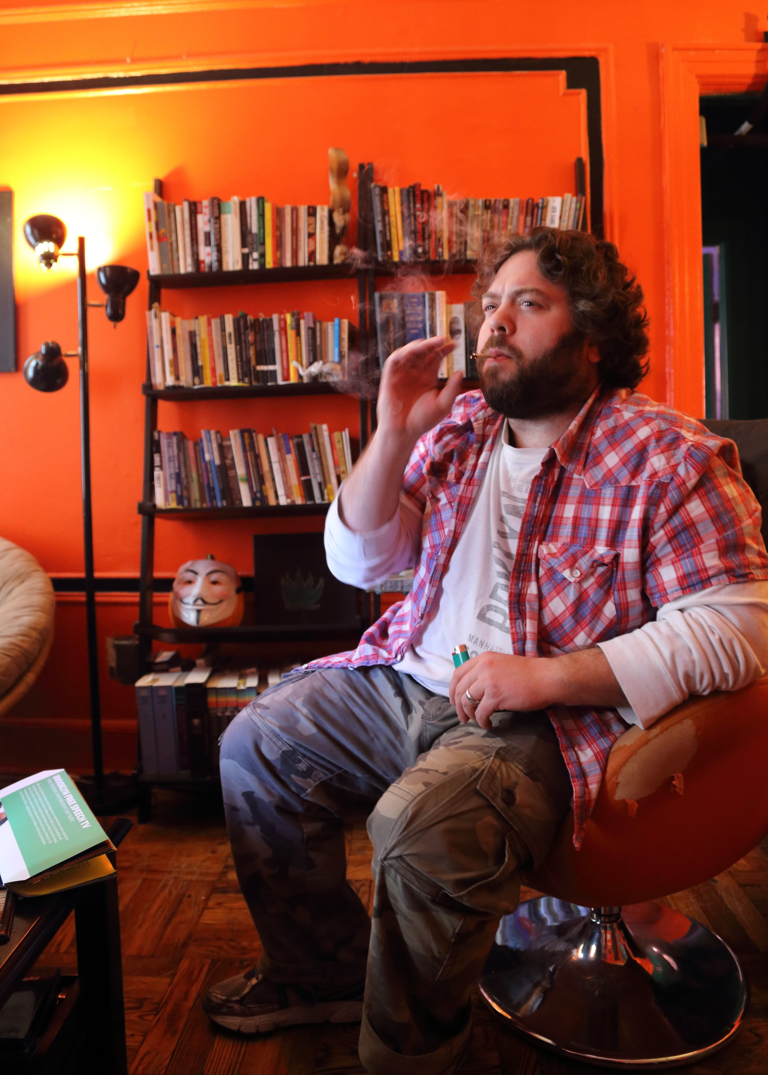  Dan Fogler visits Occupy Weed St HQ, 2014 