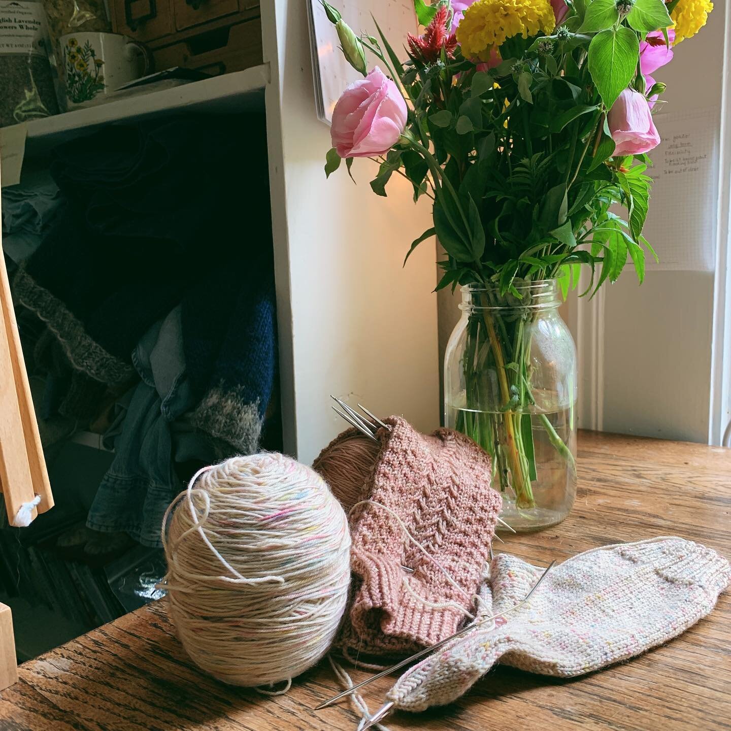 A messy July desk (and a perpetually messy mending pile behind it) ☀️ I have a few secret projects in the works right now but I&rsquo;m pretty much always knitting a pair of socks, especially during the summertime!

thanks so much to everyone who has