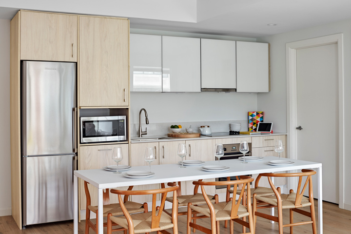 15-kitchen-lo.jpg