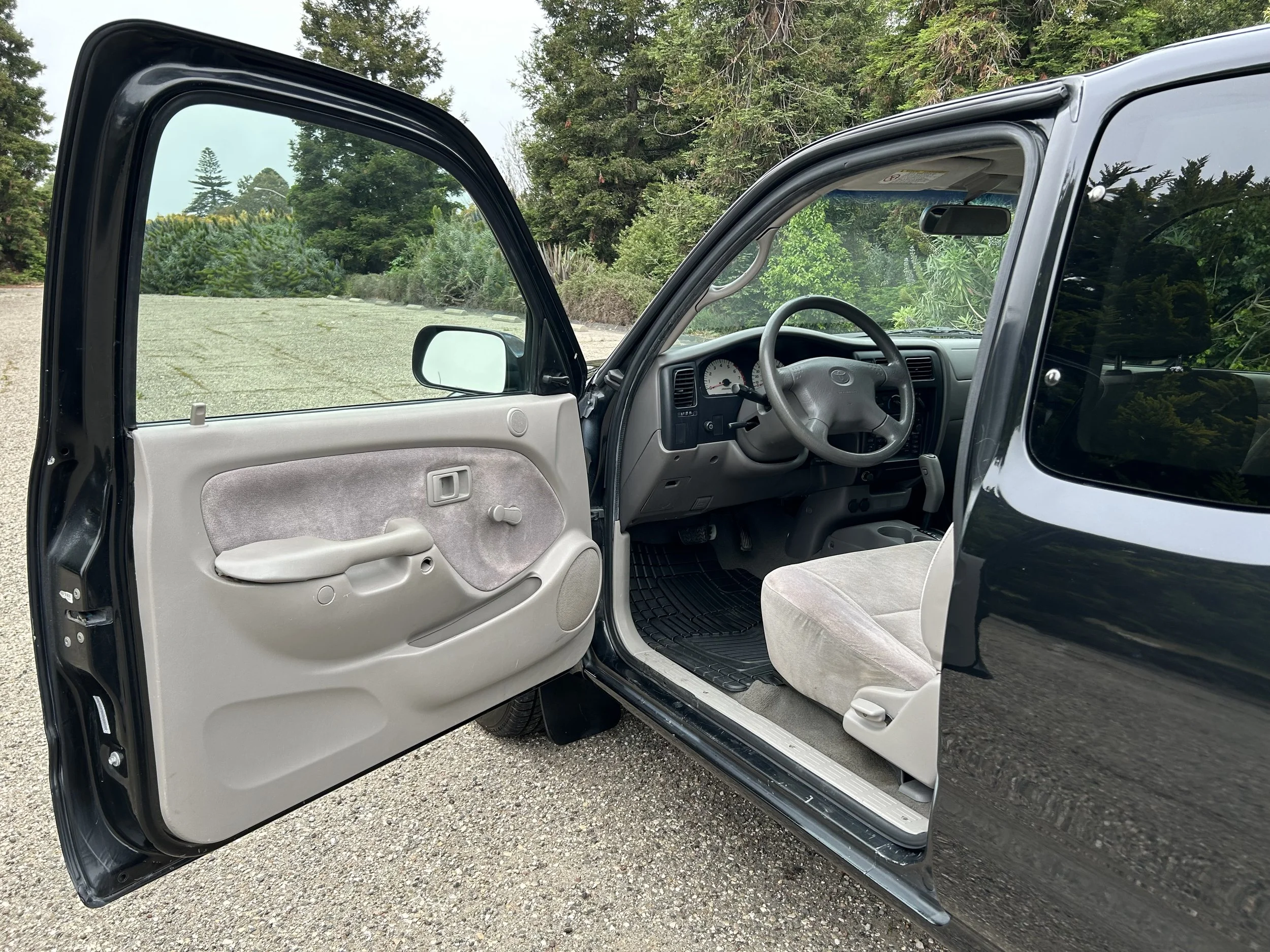 2004 Toyota Extended Cab — Santa Barbara Auto Connection