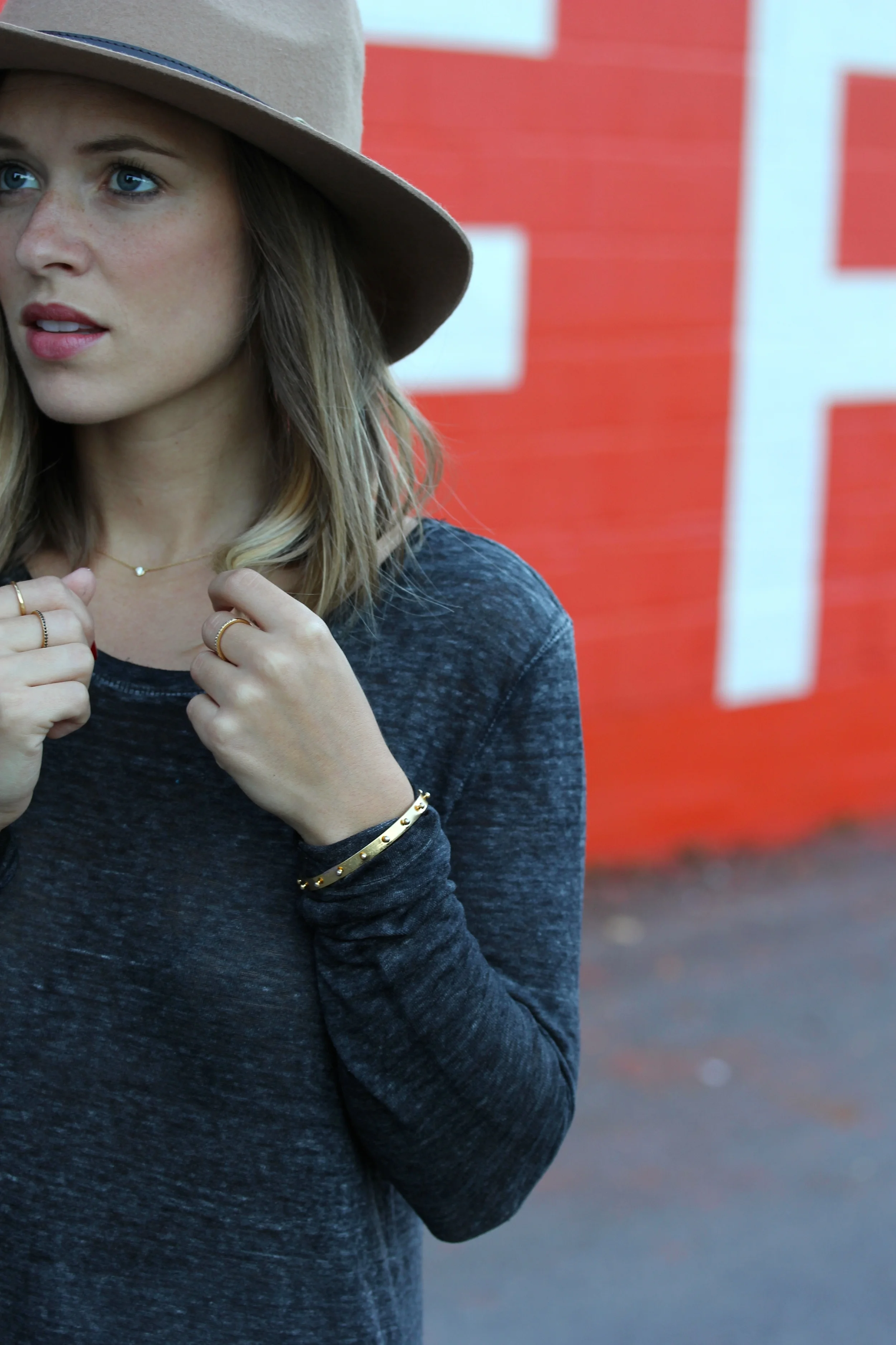 High-low marled gray