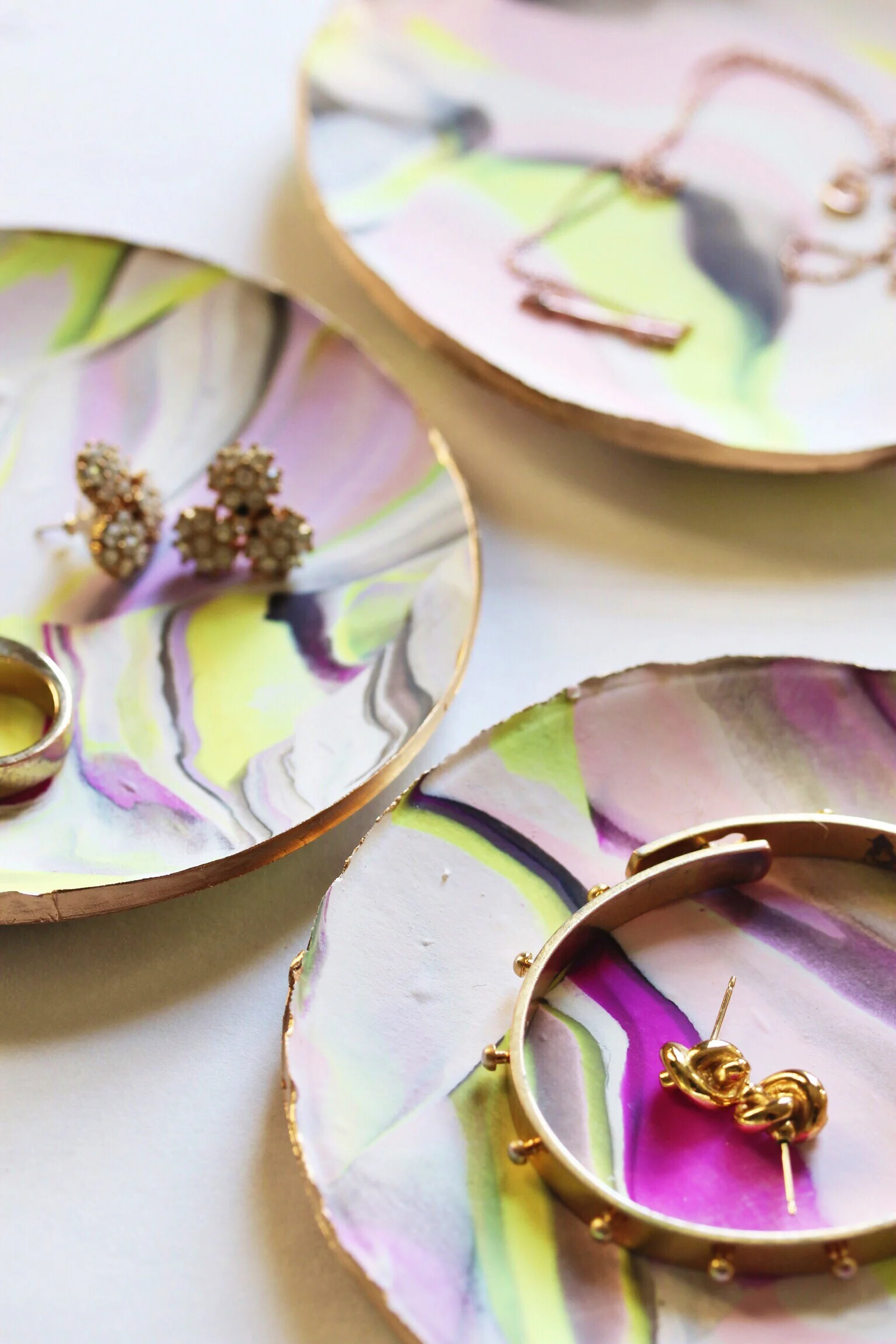 DIY marbled clay jewelry dishes