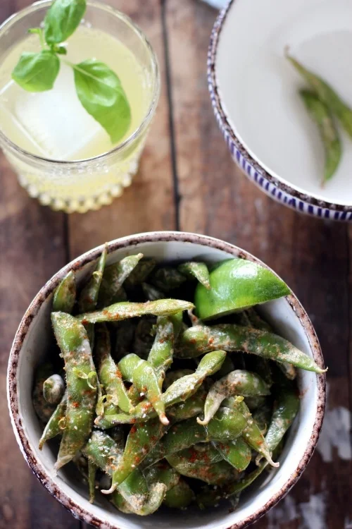 Edamame with lime and paprika